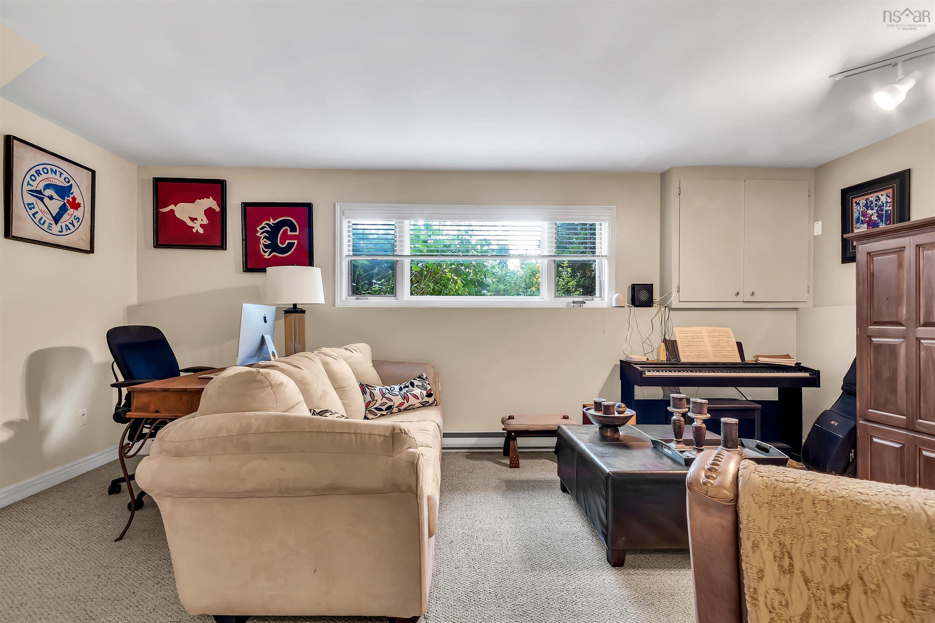 $619,900.00: 486 Colby Drive, Cole Harbour