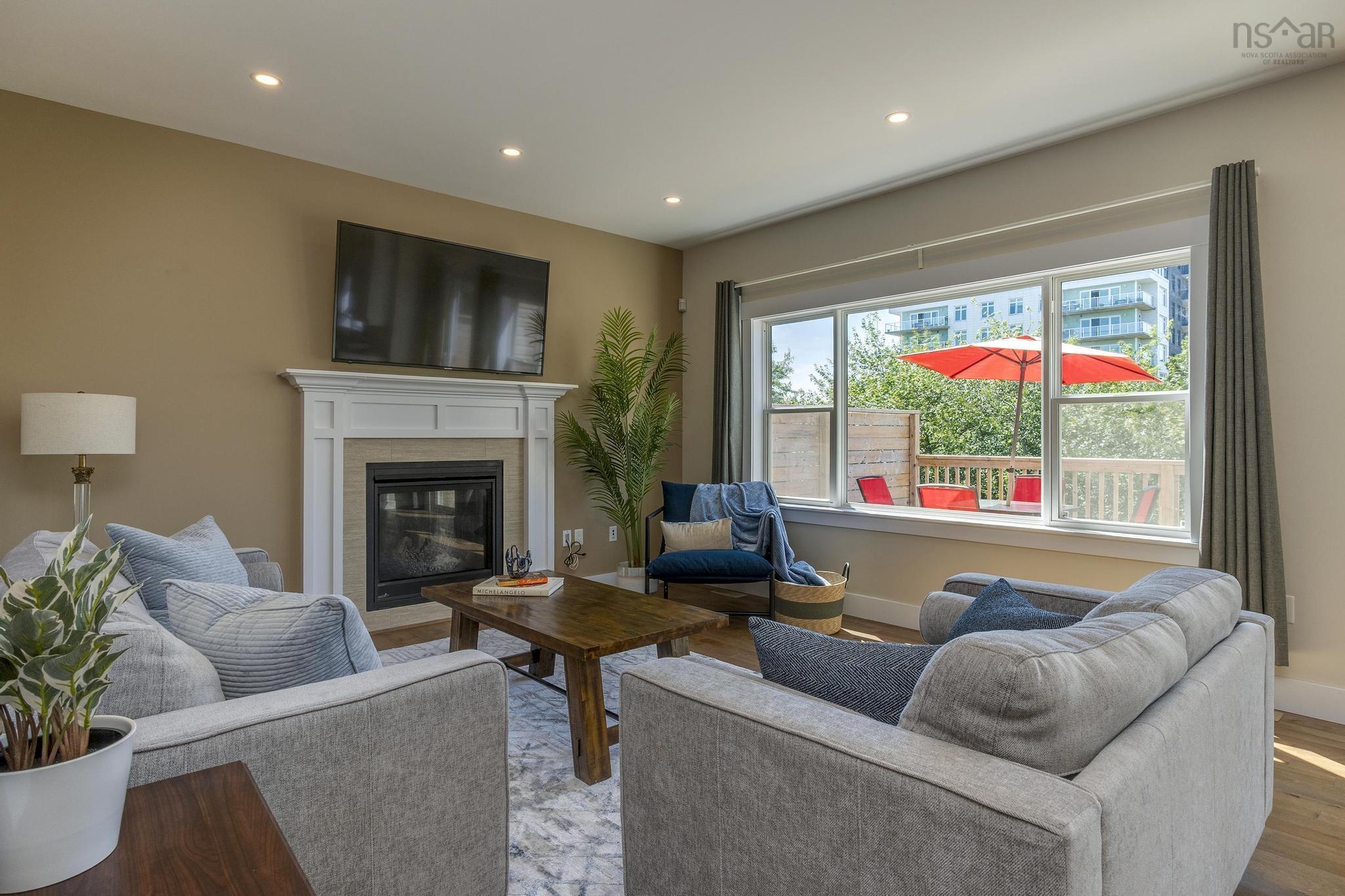 $979,000.00: 296 Transom Drive, Halifax