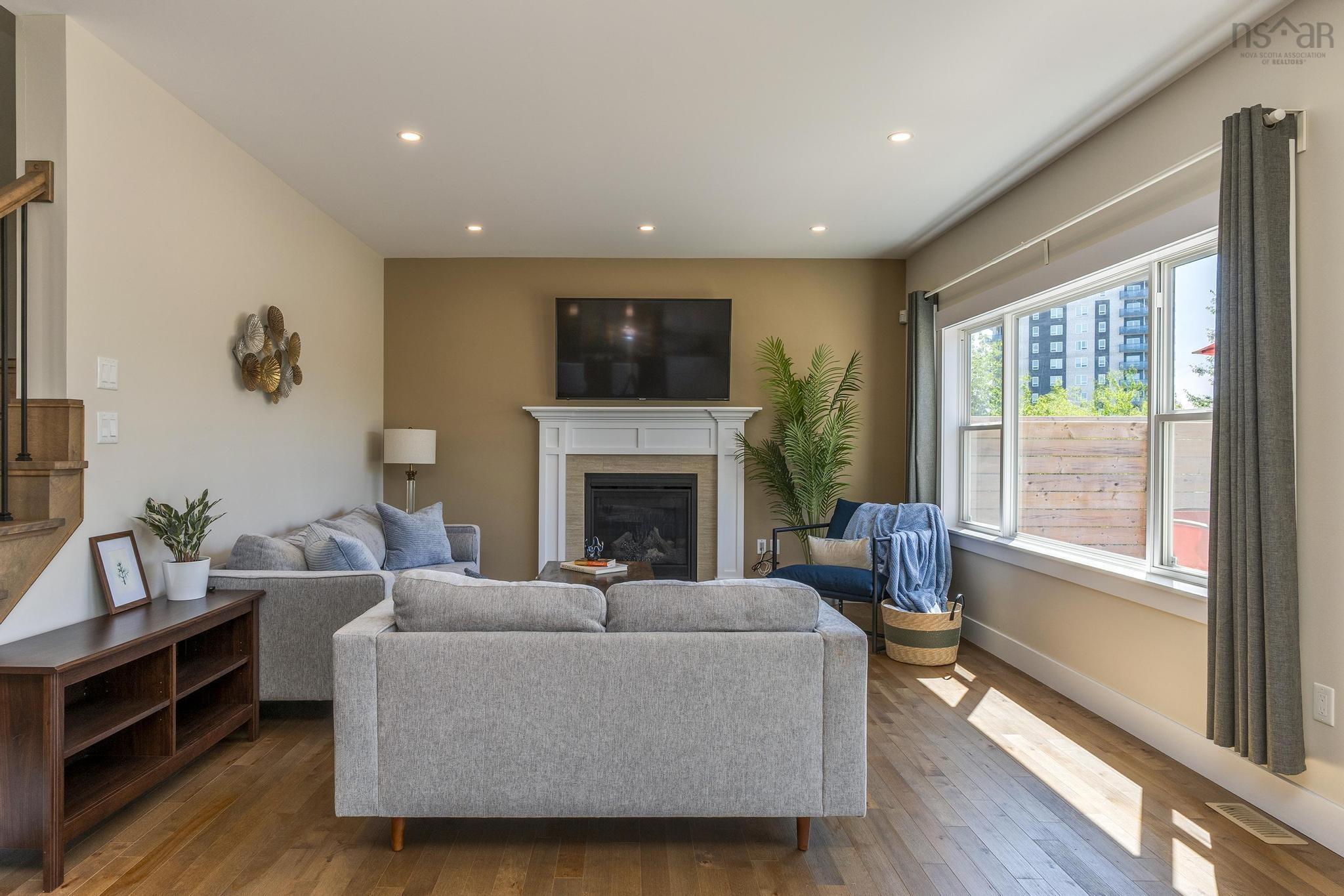 $979,000.00: 296 Transom Drive, Halifax