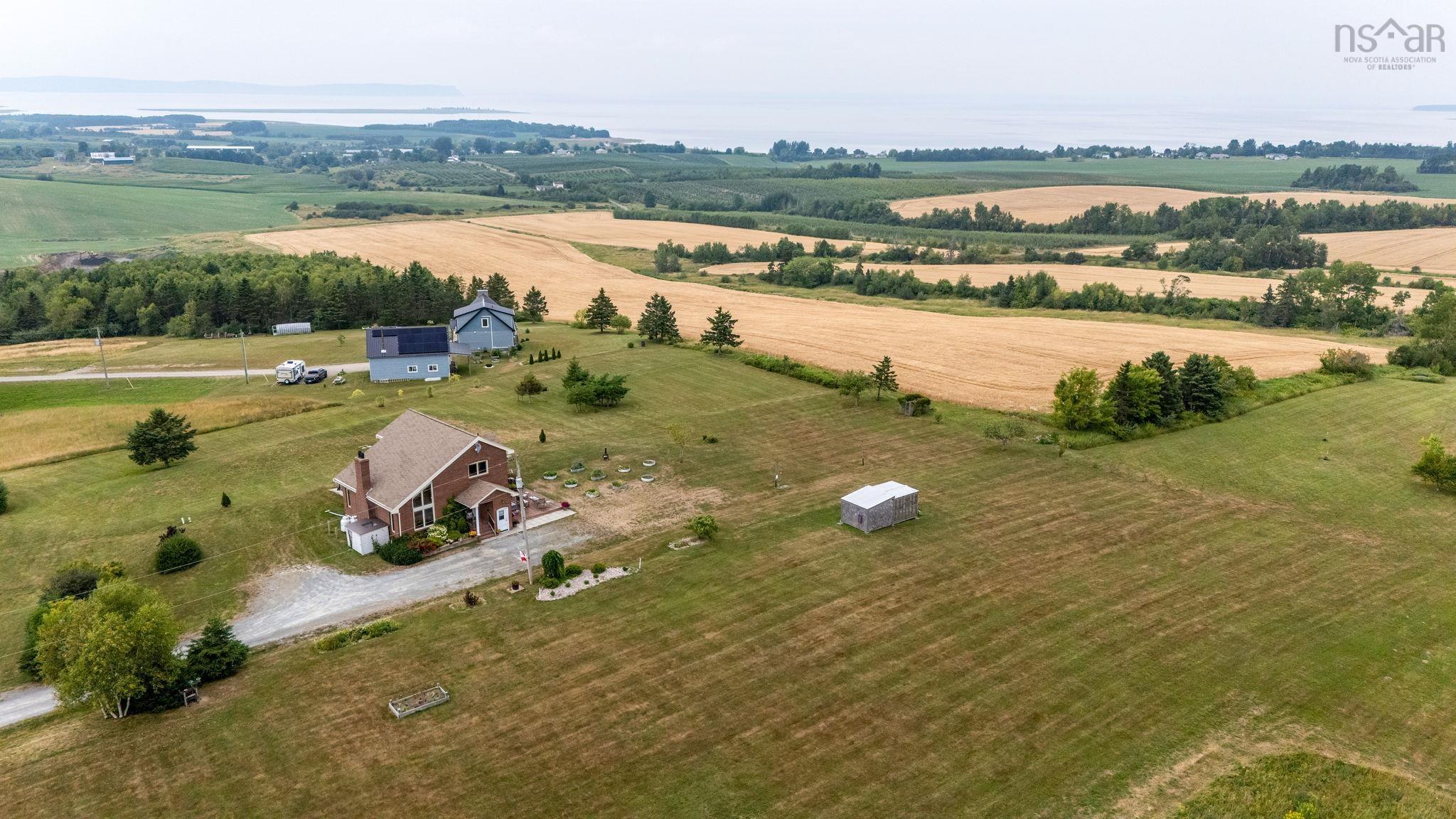 $995,000.00: 12809 1 Highway, Avonport