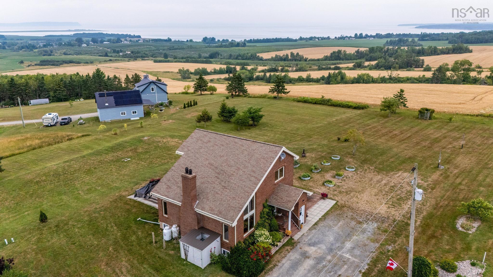 $995,000.00: 12809 1 Highway, Avonport