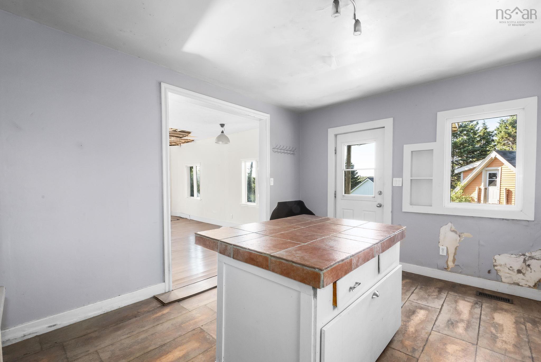 $339,000.00: 12 South Point Road, Portuguese Cove