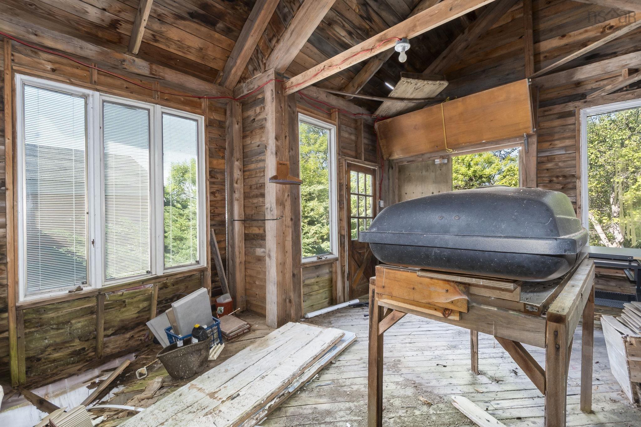 $339,000.00: 12 South Point Road, Portuguese Cove