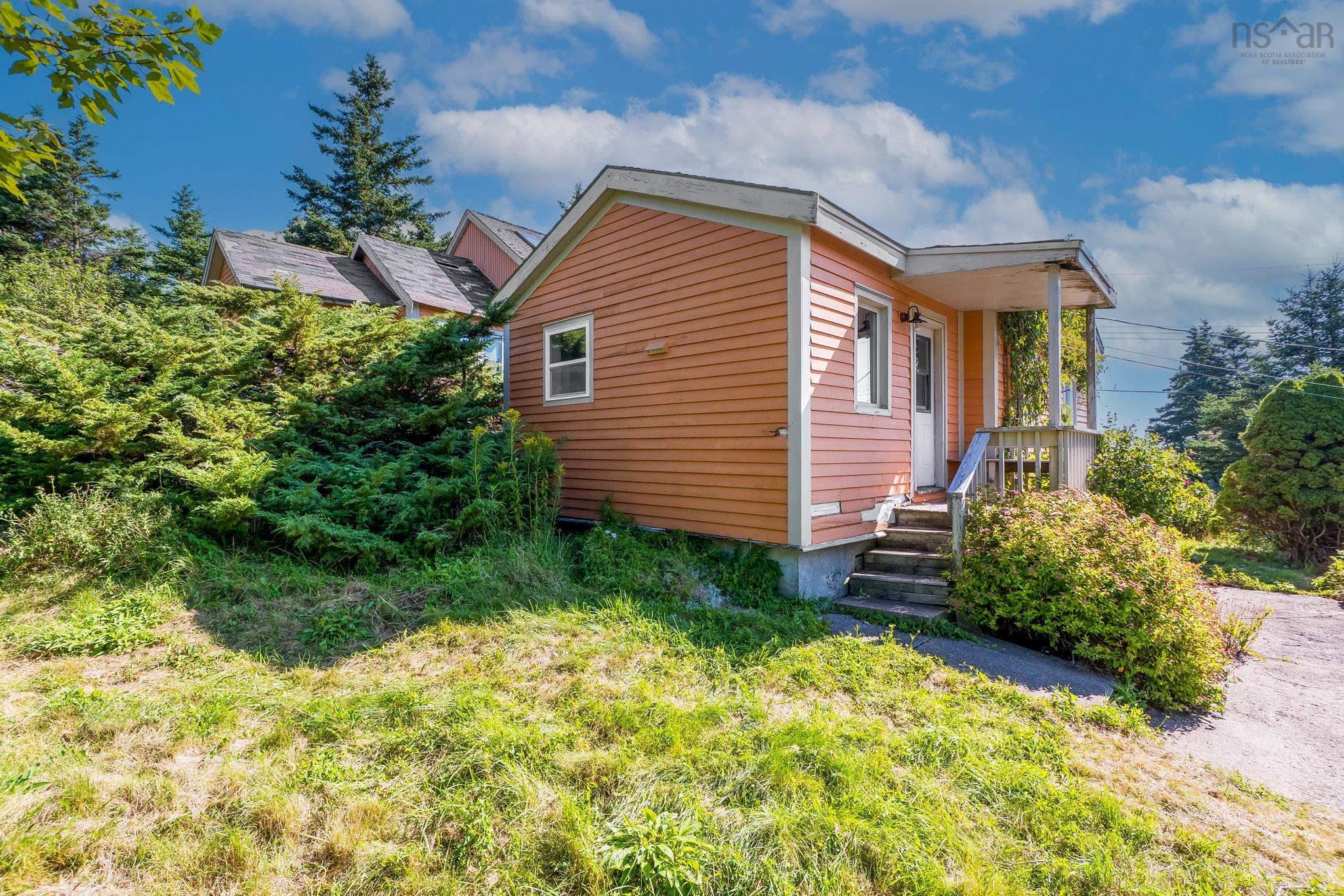 $339,000.00: 12 South Point Road, Portuguese Cove