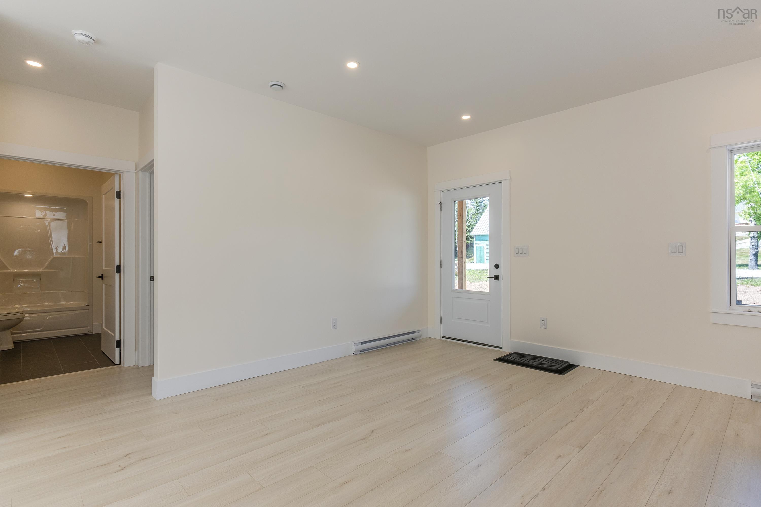 $445,000.00: 26 Alvewa Drive, Myers Point