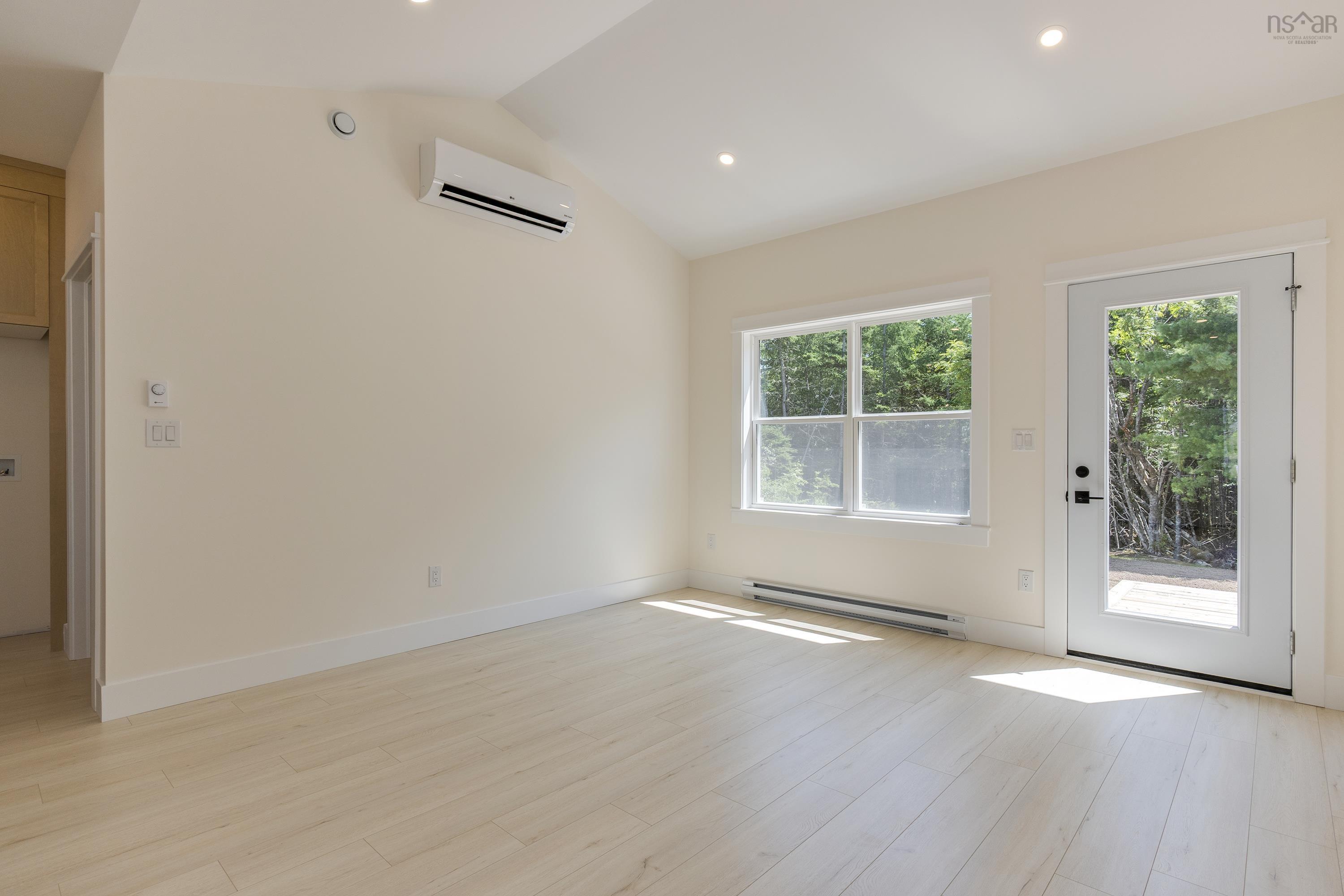 $445,000.00: 26 Alvewa Drive, Myers Point