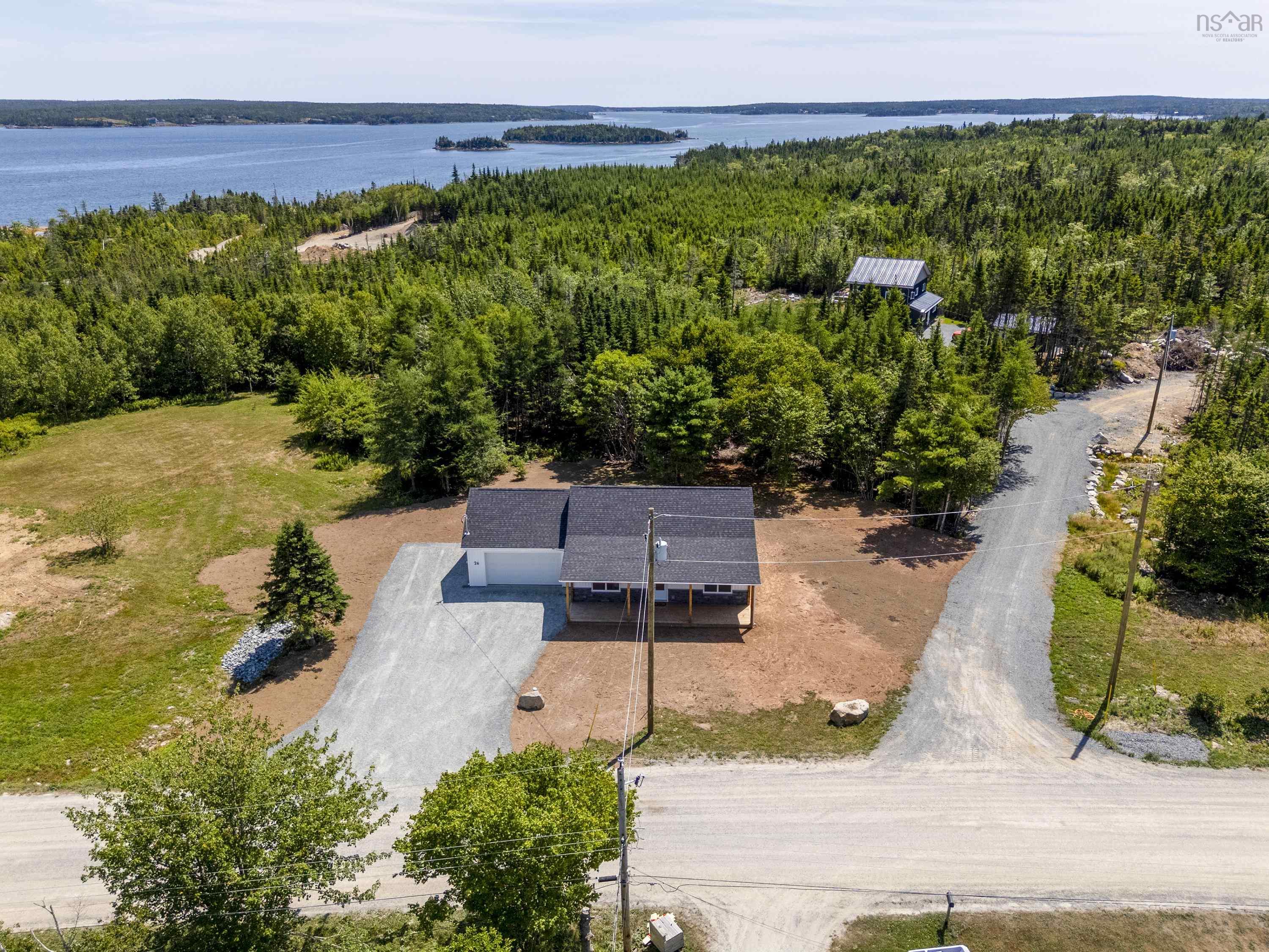 $445,000.00: 26 Alvewa Drive, Myers Point