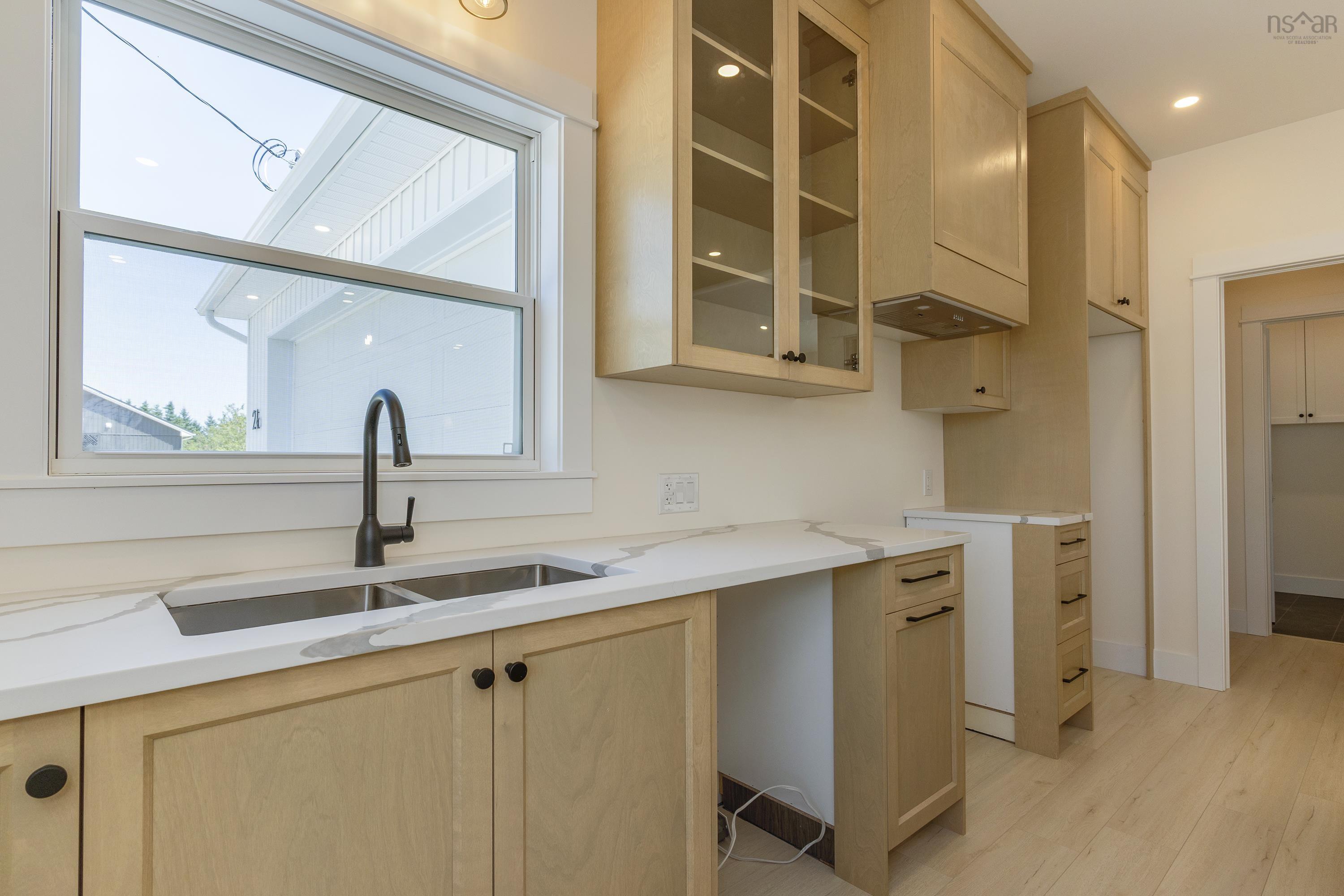 $445,000.00: 26 Alvewa Drive, Myers Point