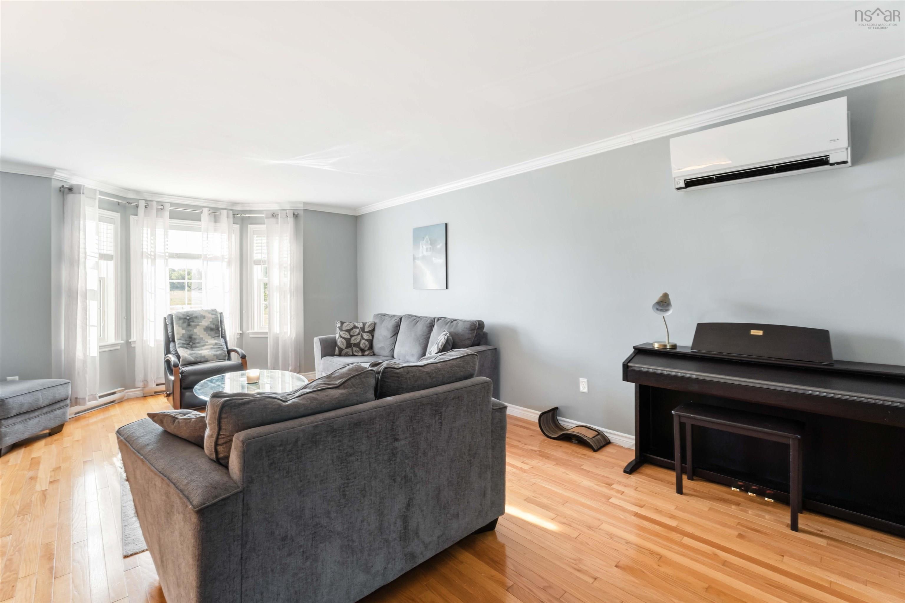 $369,900.00: 204 Payzant Drive, Windsor