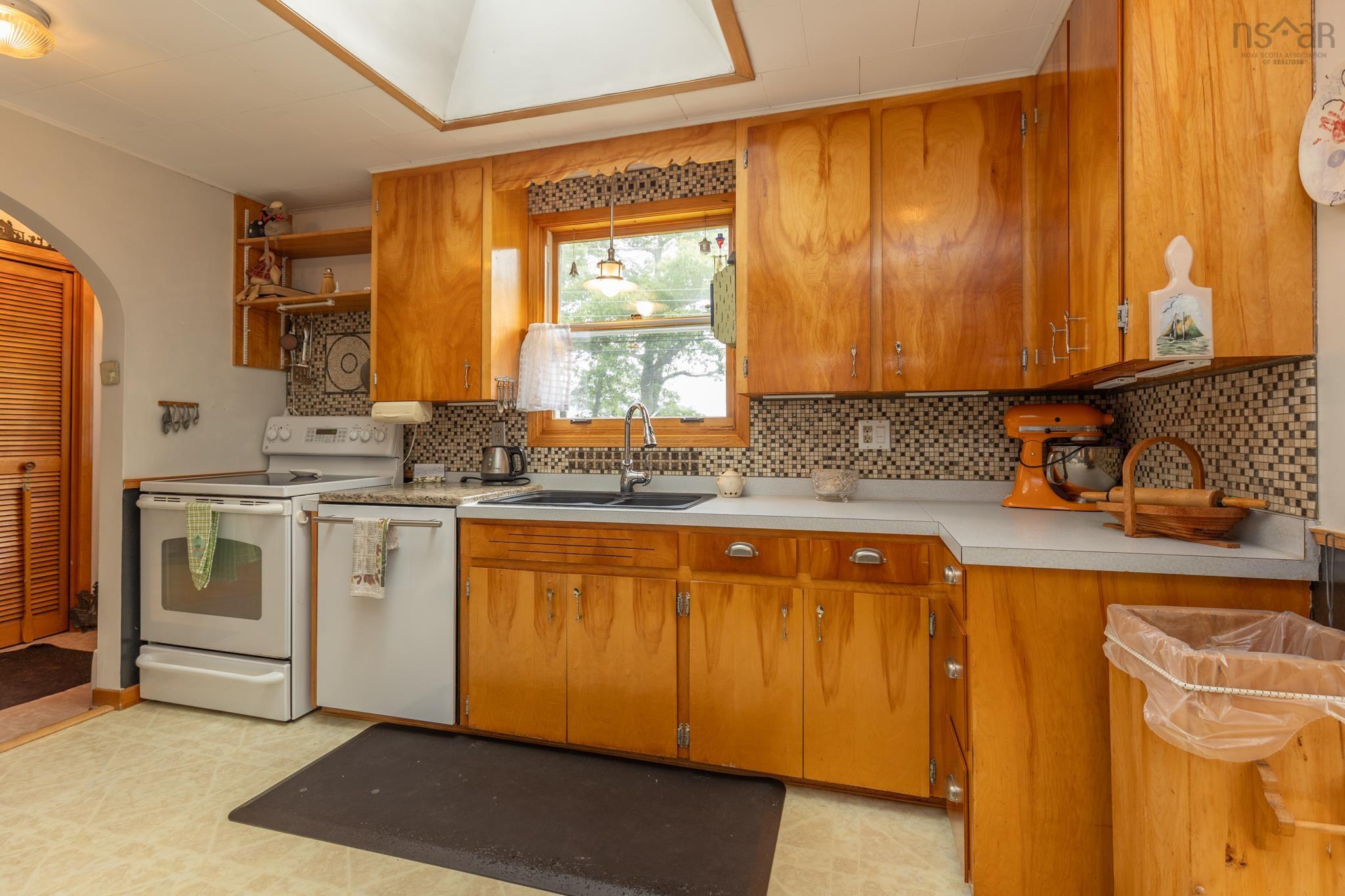 $269,900.00: 80 Chemin Old Oak Road, Glenwood