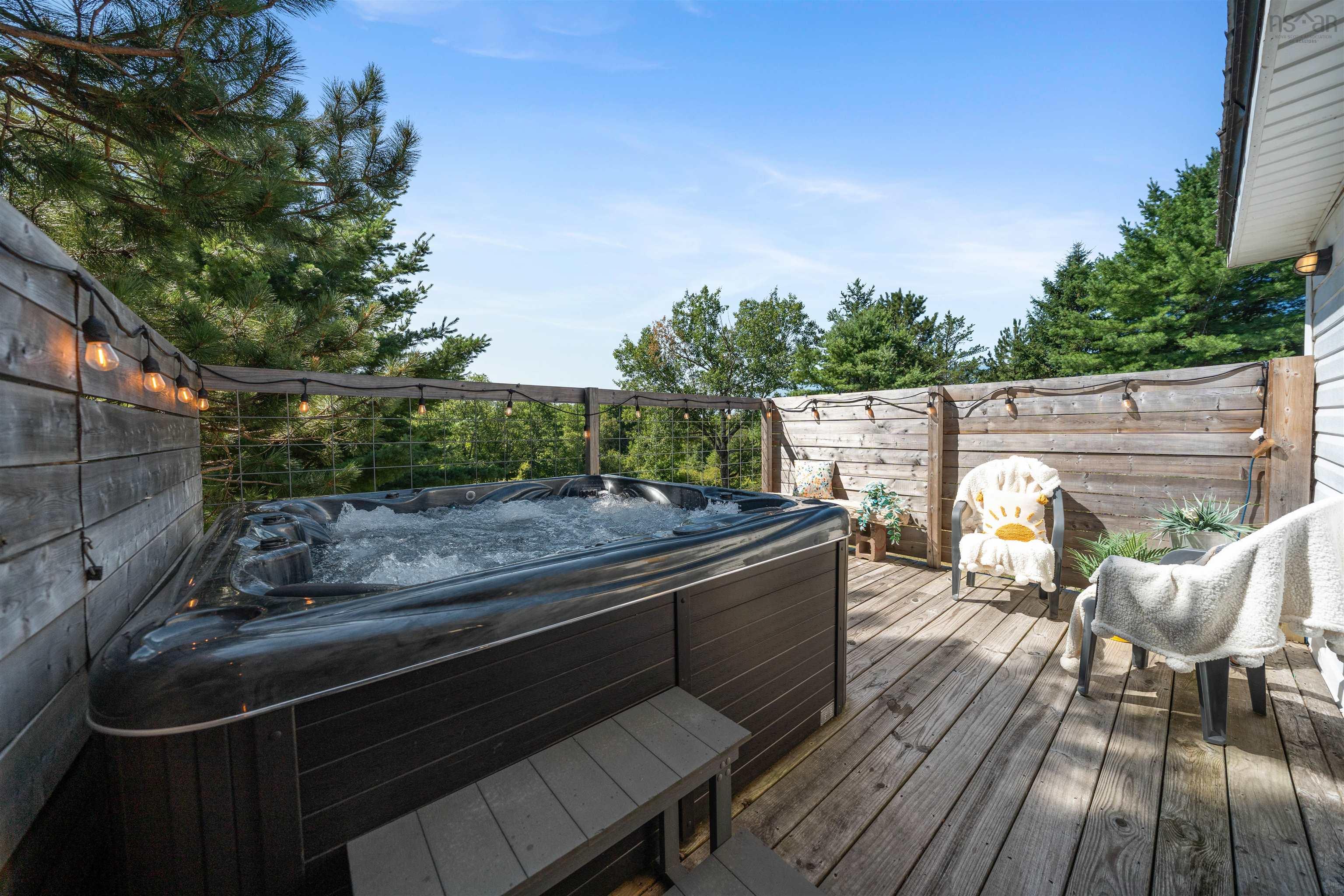 $409,900.00: 126 Crescent Drive, Oxford