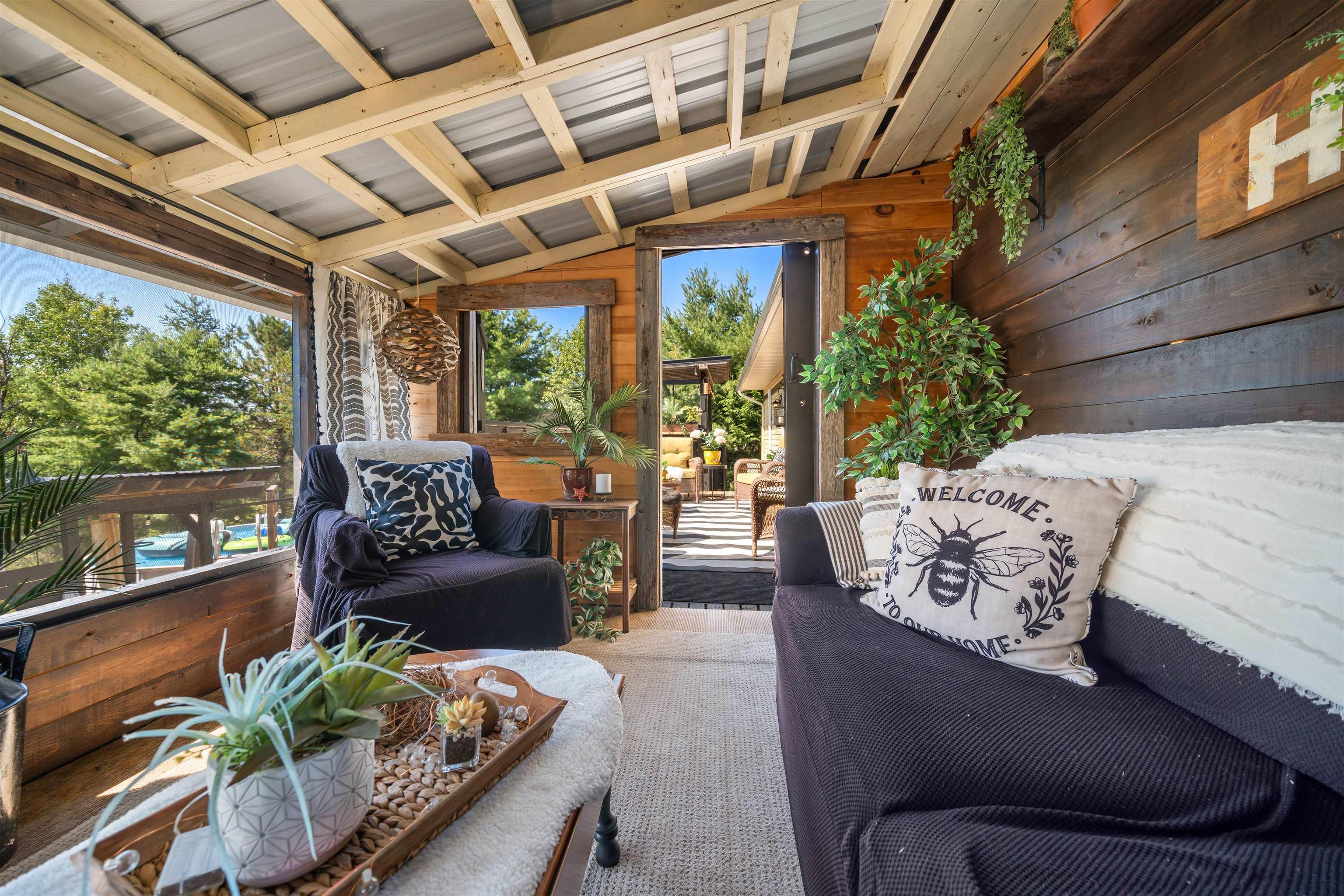 $409,900.00: 126 Crescent Drive, Oxford