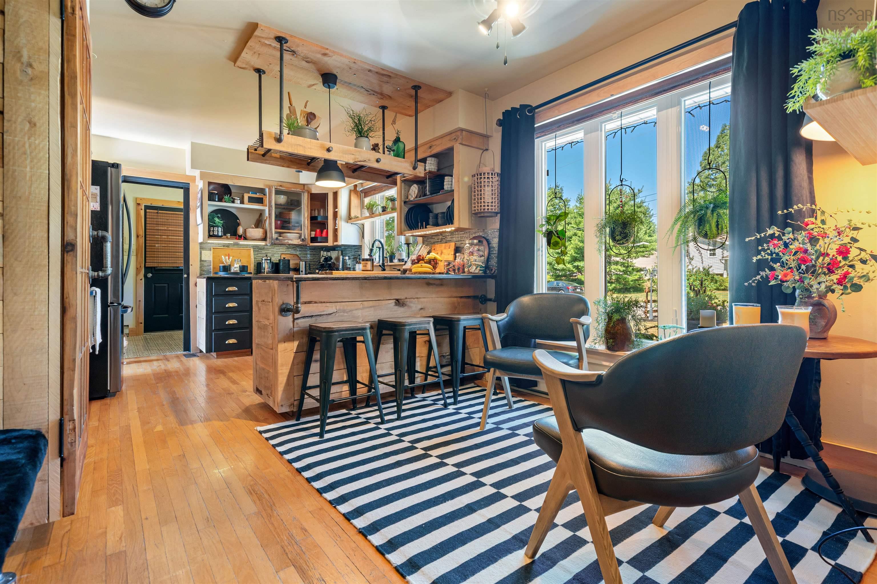 $409,900.00: 126 Crescent Drive, Oxford