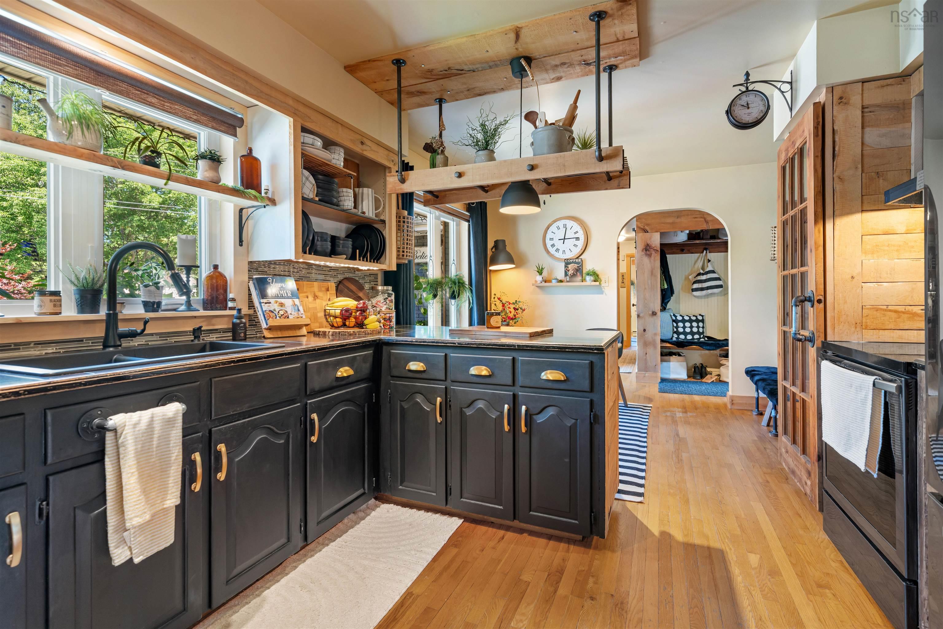 $409,900.00: 126 Crescent Drive, Oxford