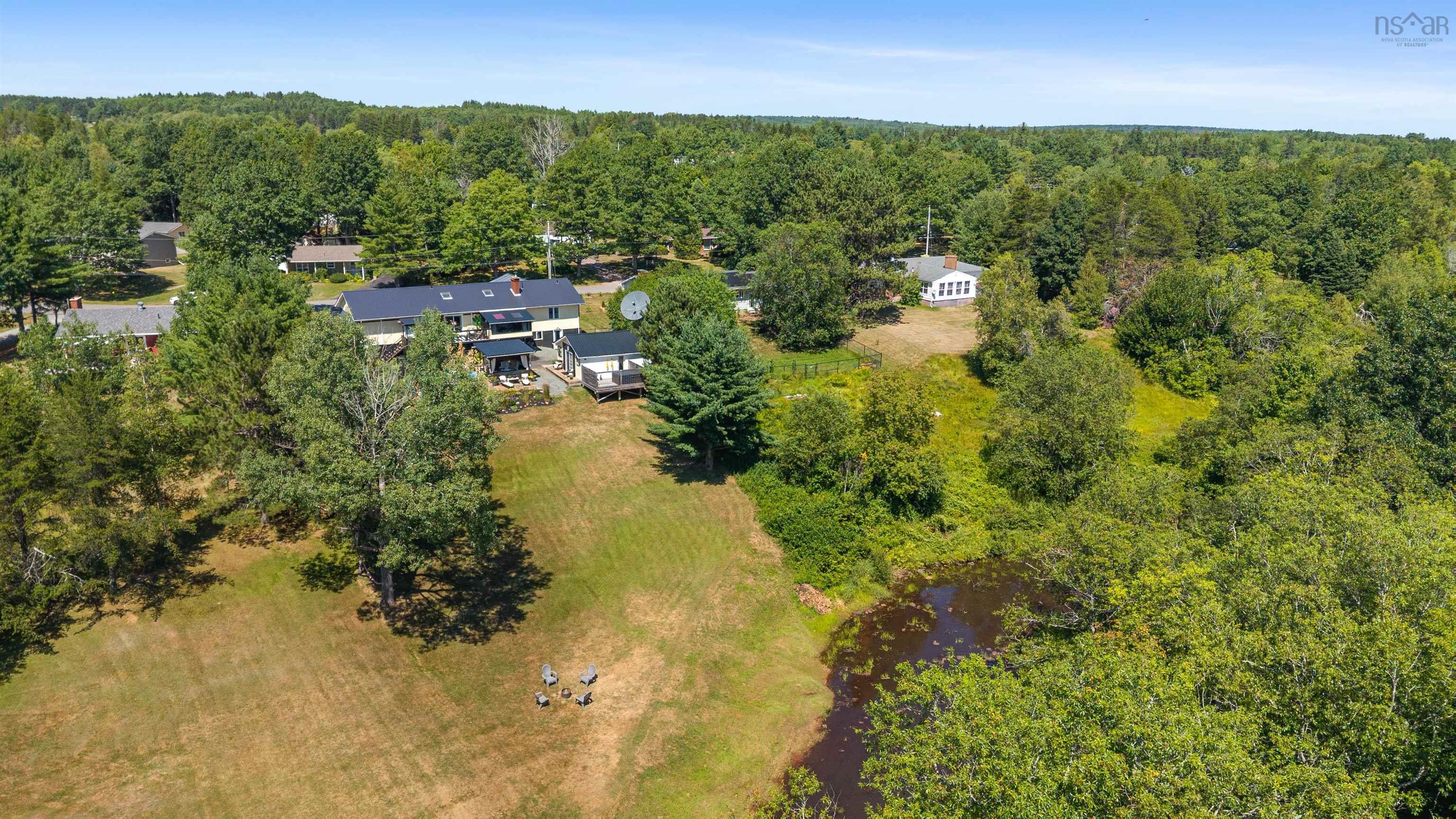 $409,900.00: 126 Crescent Drive, Oxford