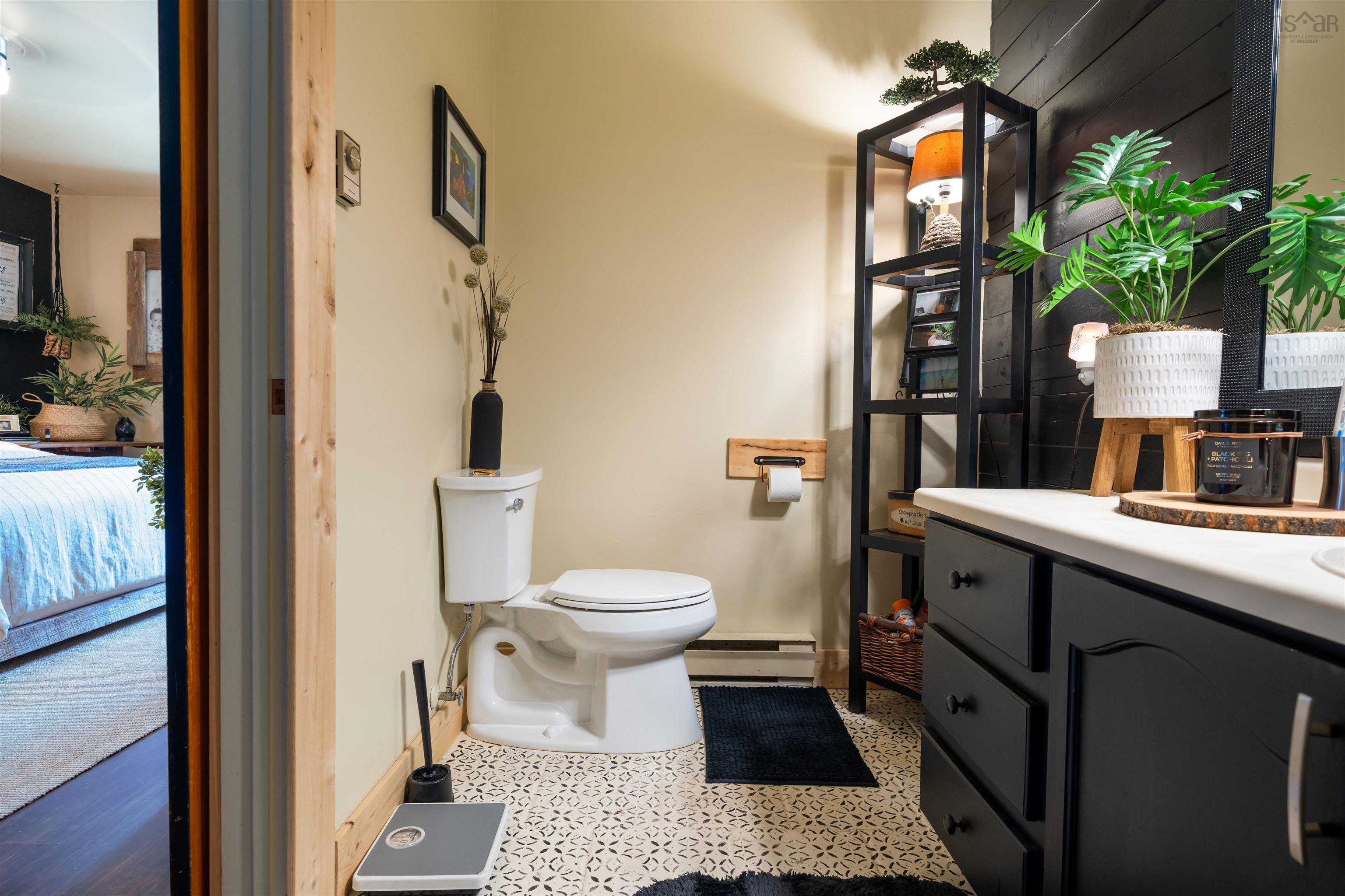 $409,900.00: 126 Crescent Drive, Oxford