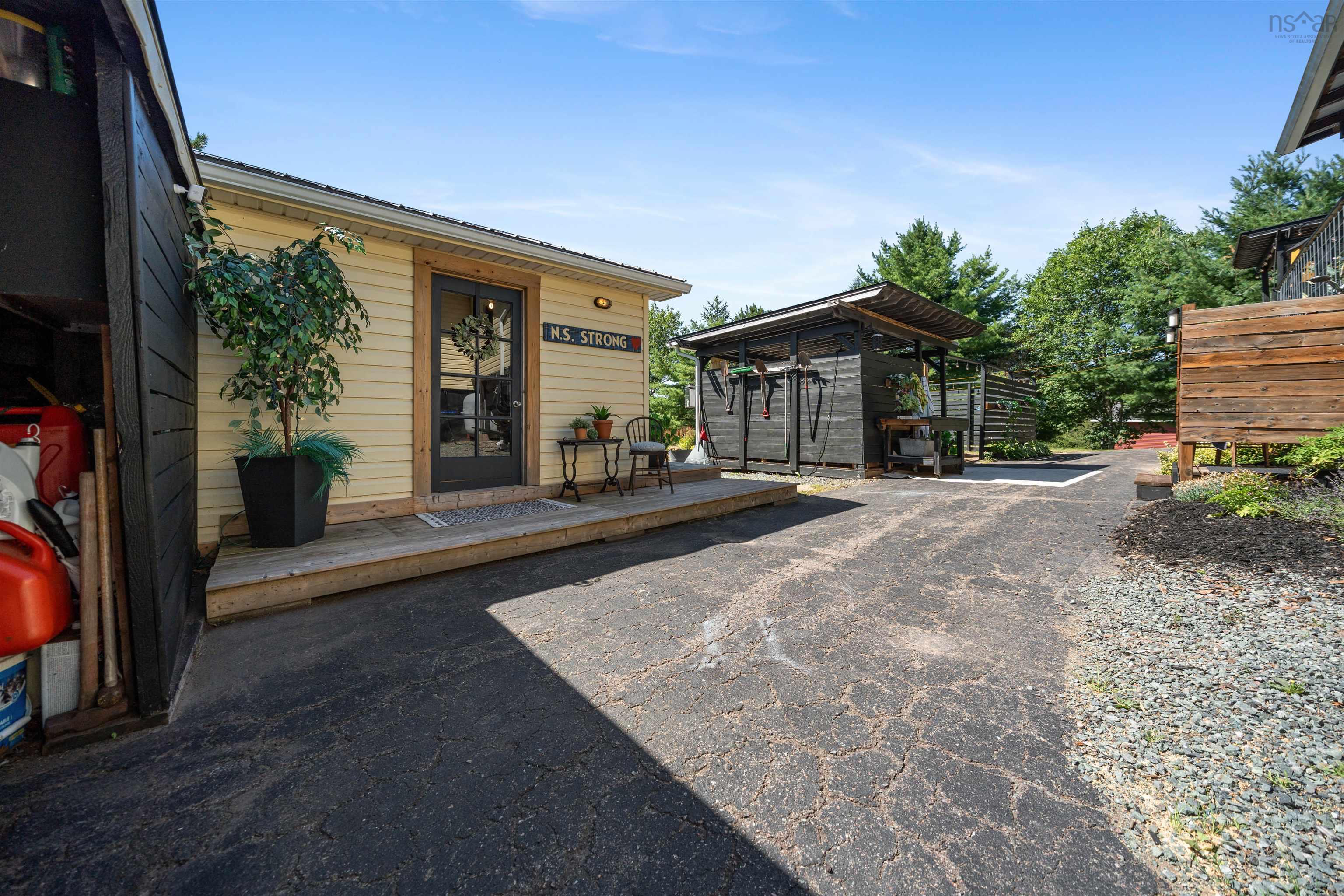 $409,900.00: 126 Crescent Drive, Oxford