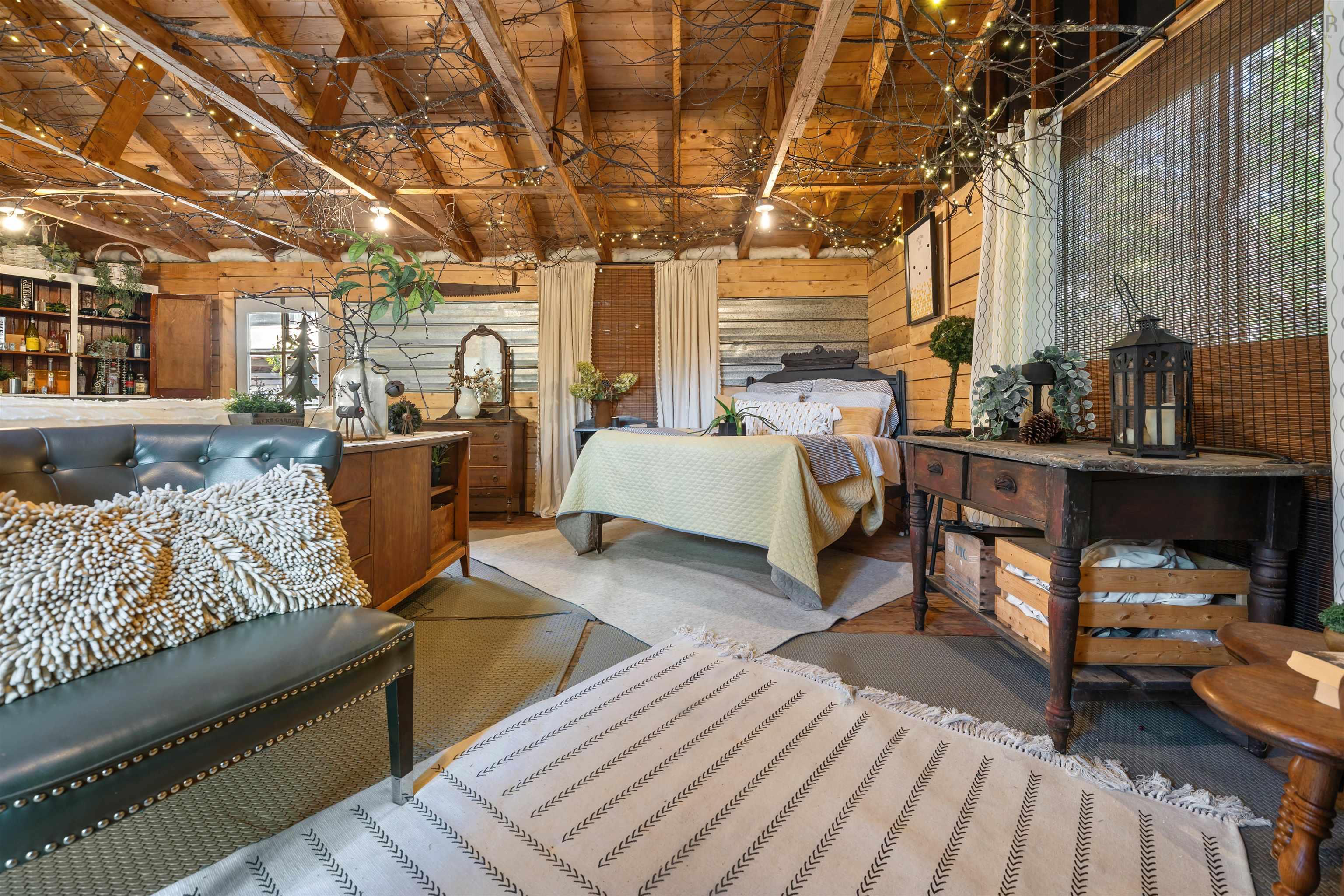 $409,900.00: 126 Crescent Drive, Oxford