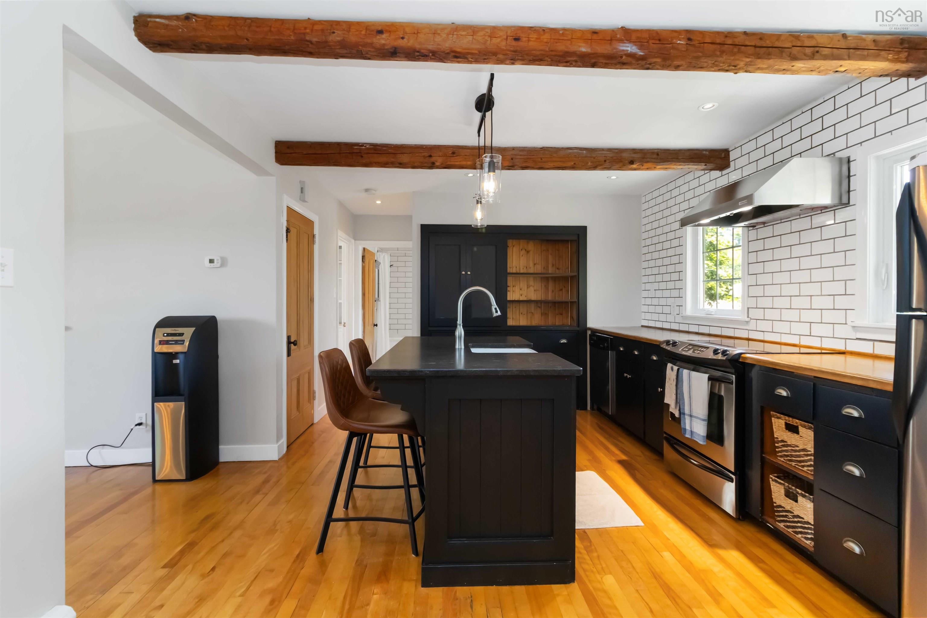 $565,000.00: 385 Green Street, Lunenburg