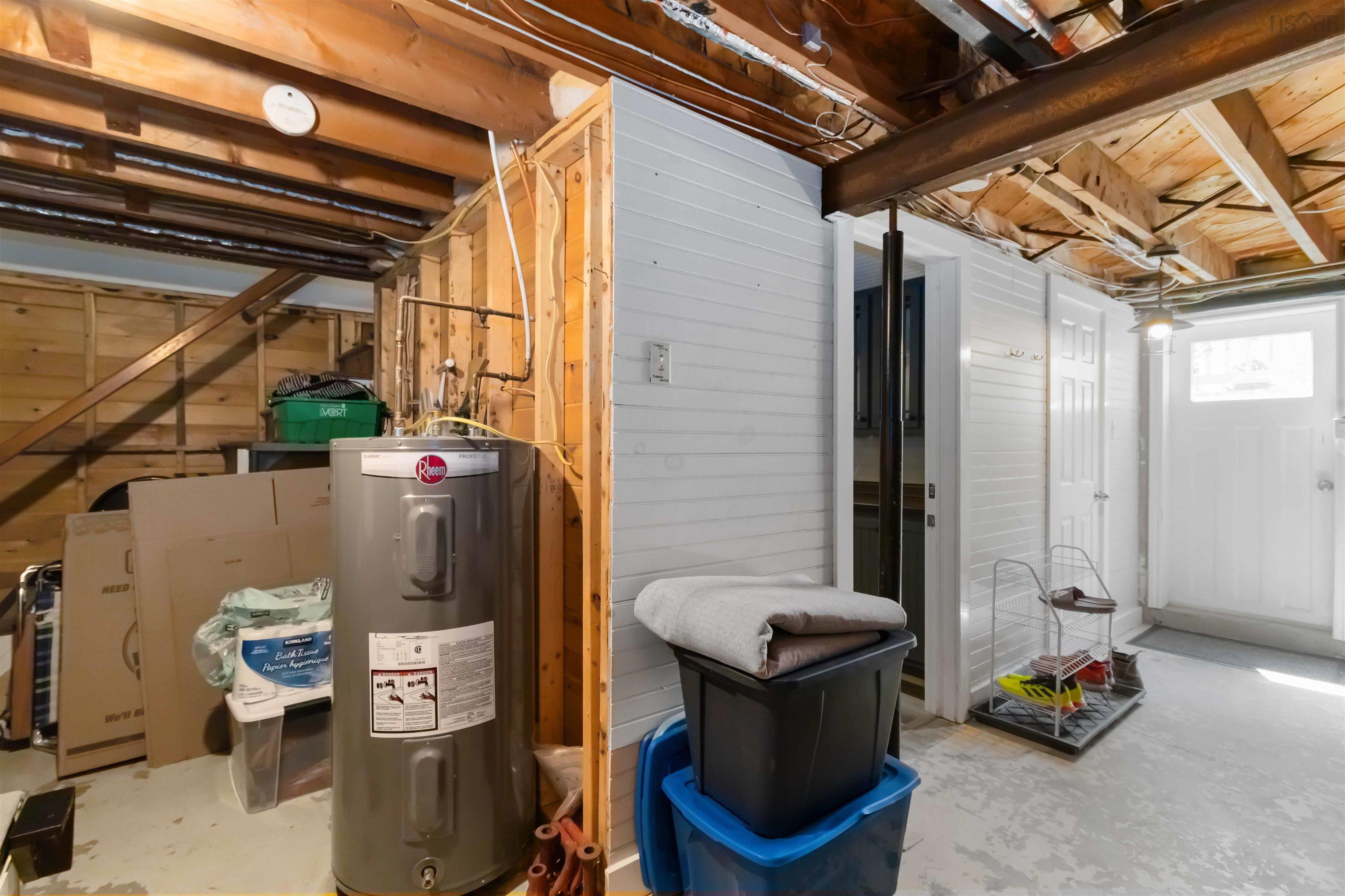 $565,000.00: 385 Green Street, Lunenburg