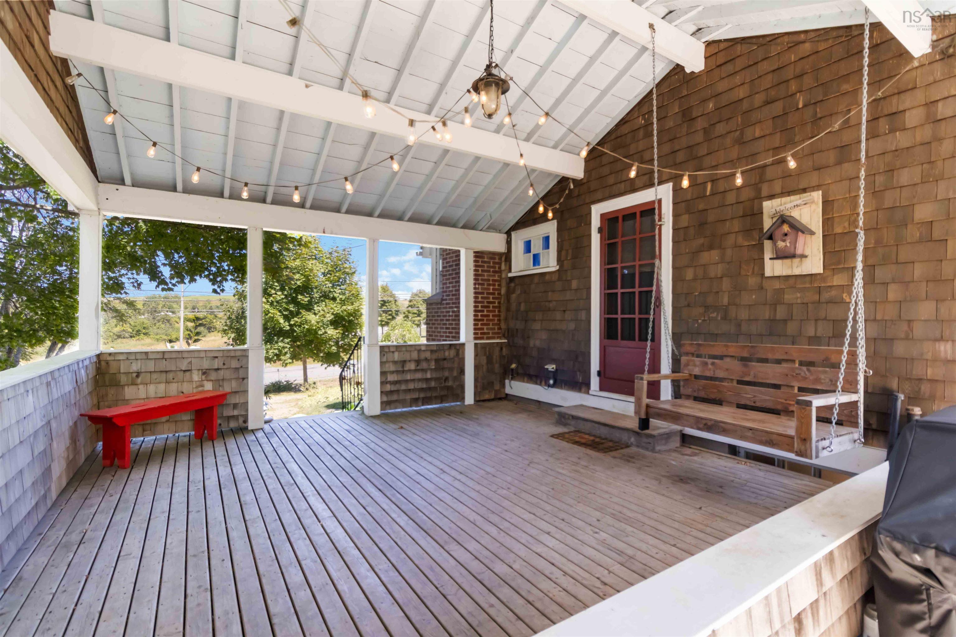 $565,000.00: 385 Green Street, Lunenburg