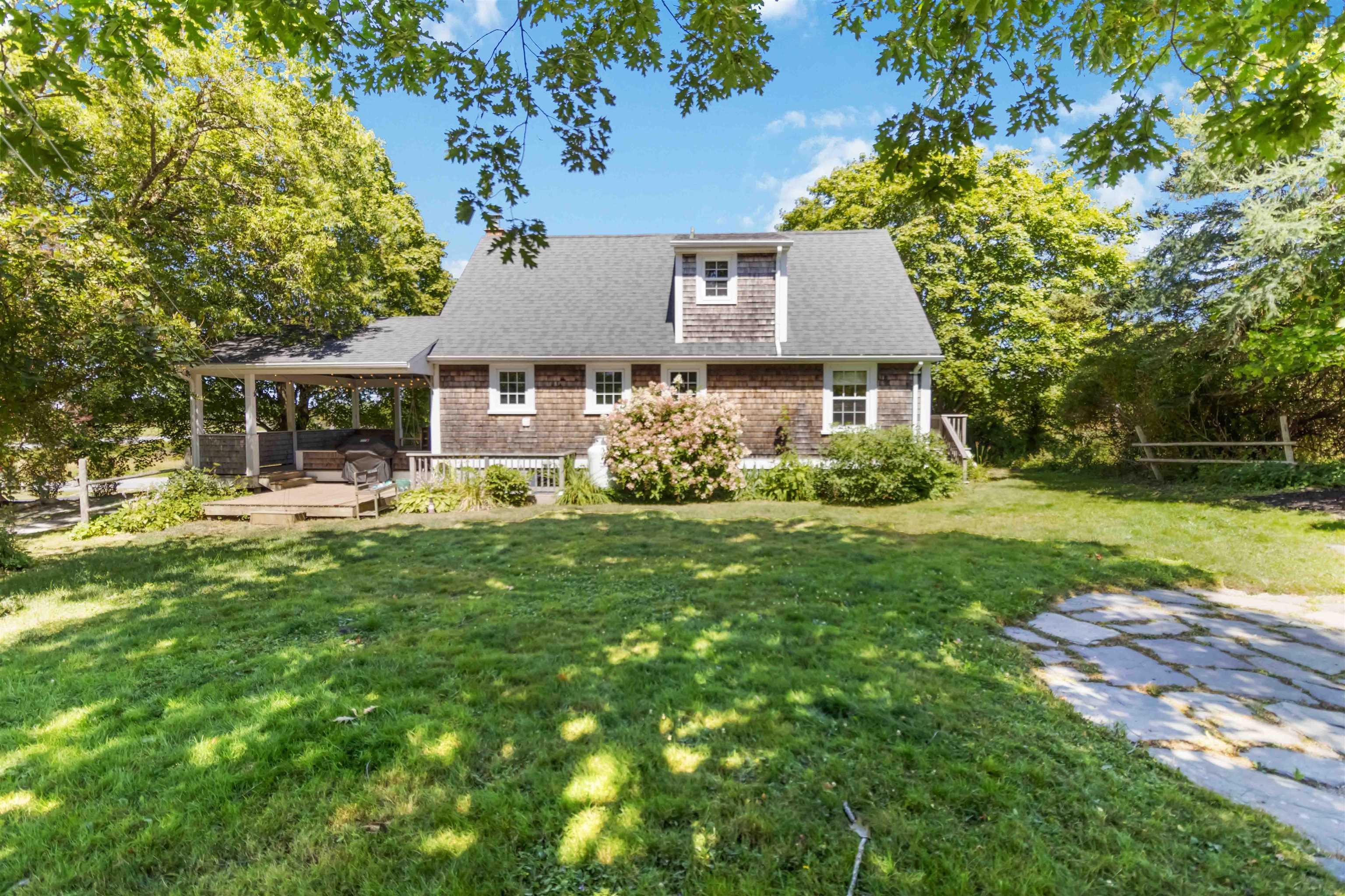 $565,000.00: 385 Green Street, Lunenburg