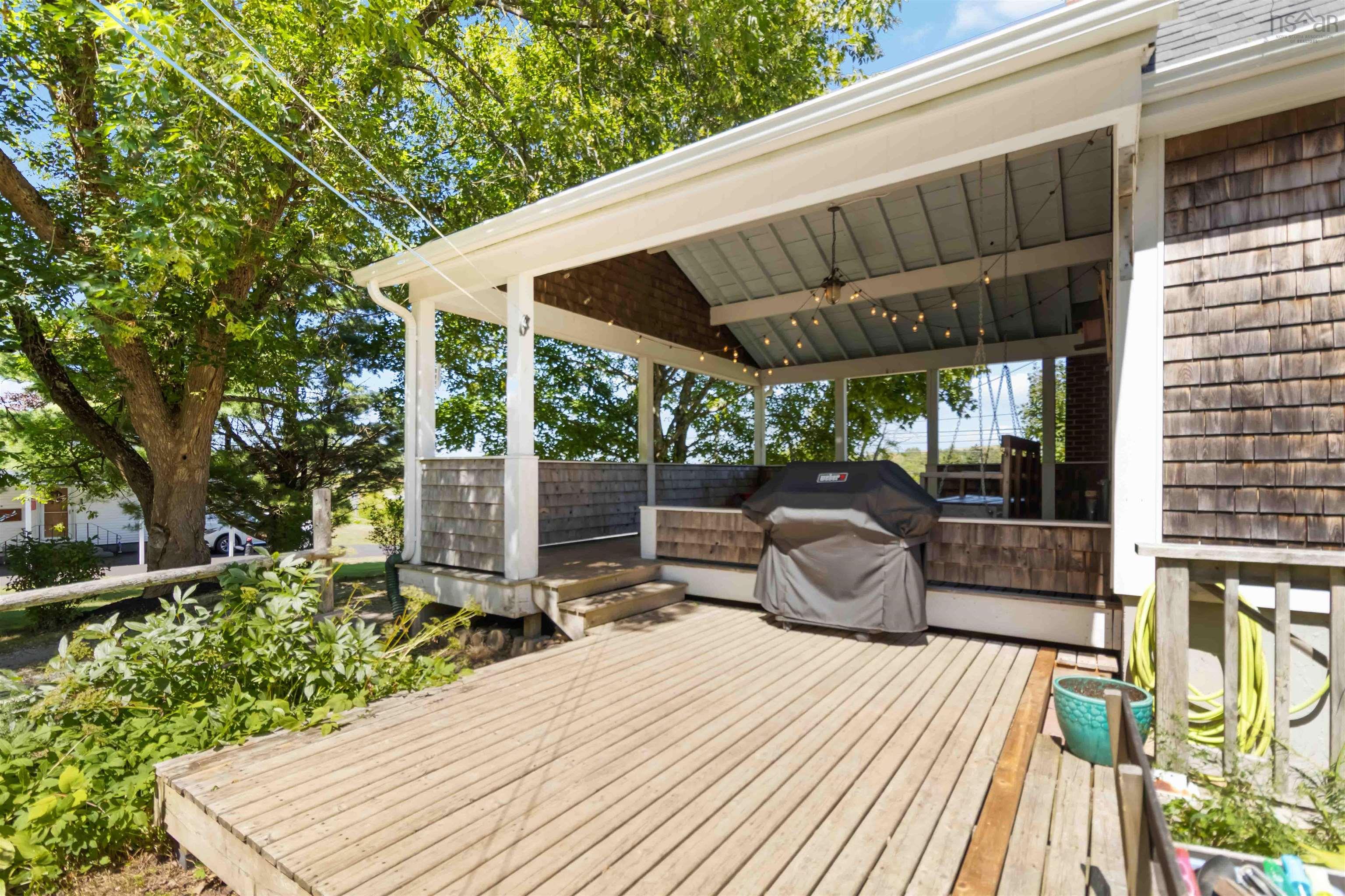 $565,000.00: 385 Green Street, Lunenburg