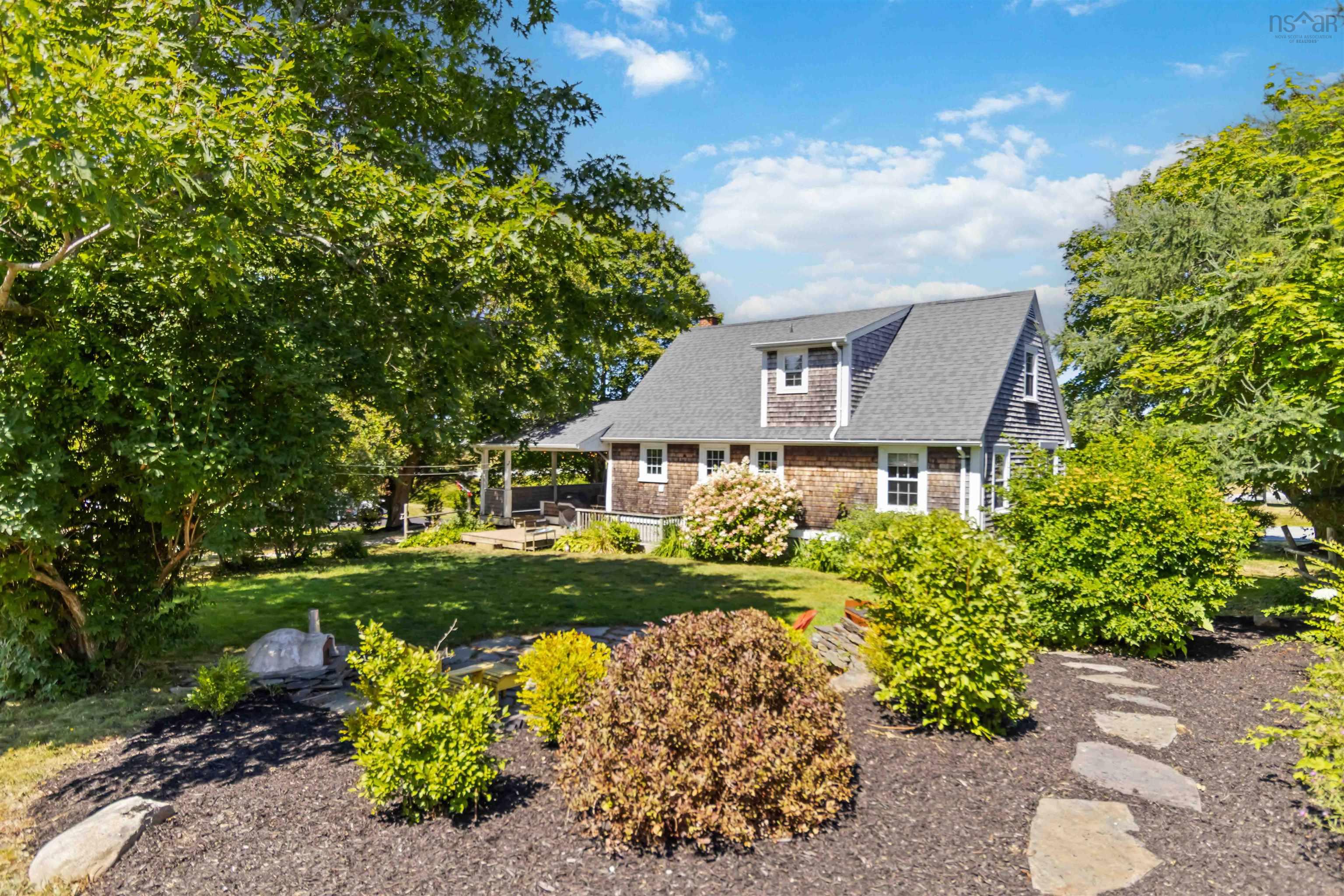 $565,000.00: 385 Green Street, Lunenburg