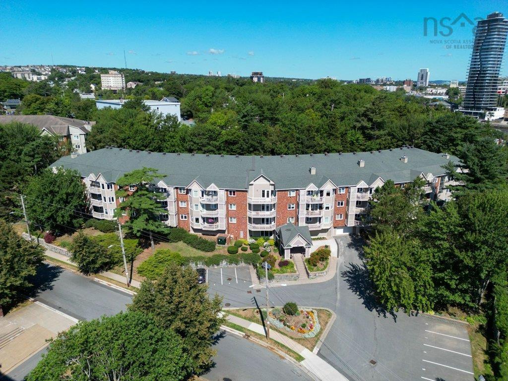 $469,900.00: 211 80 Spinnaker Drive, Halifax