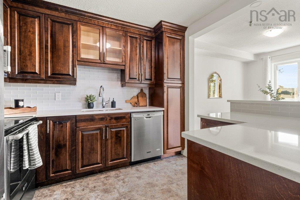 $469,900.00: 211 80 Spinnaker Drive, Halifax