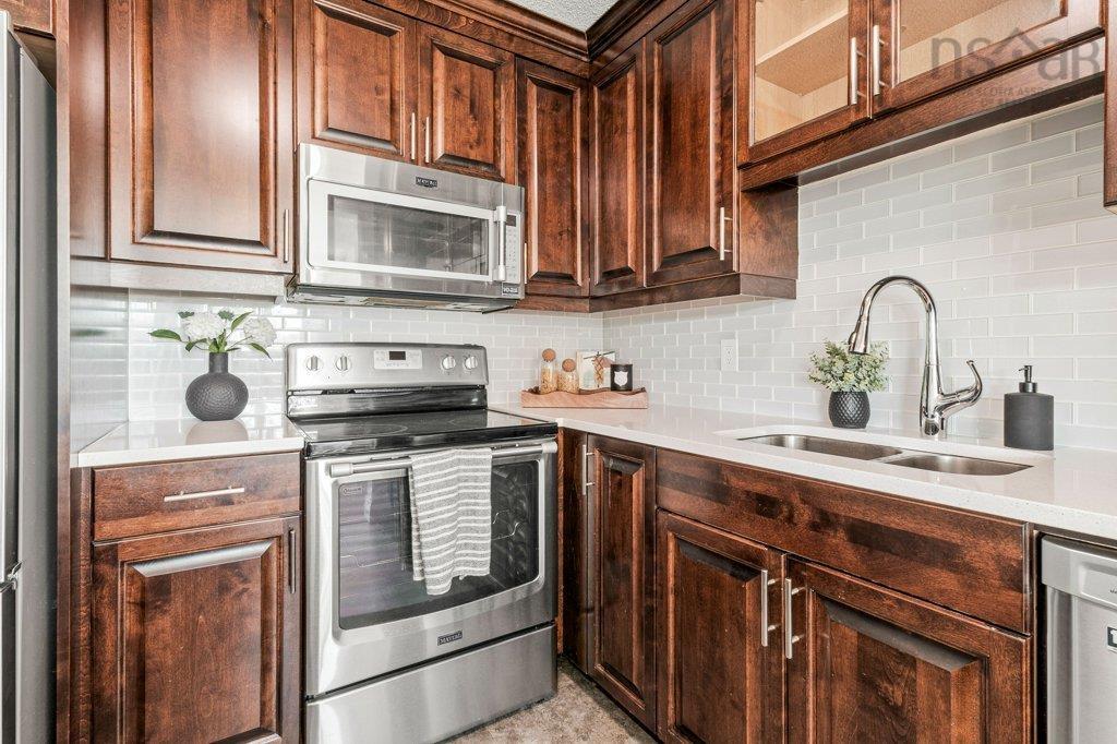 $469,900.00: 211 80 Spinnaker Drive, Halifax