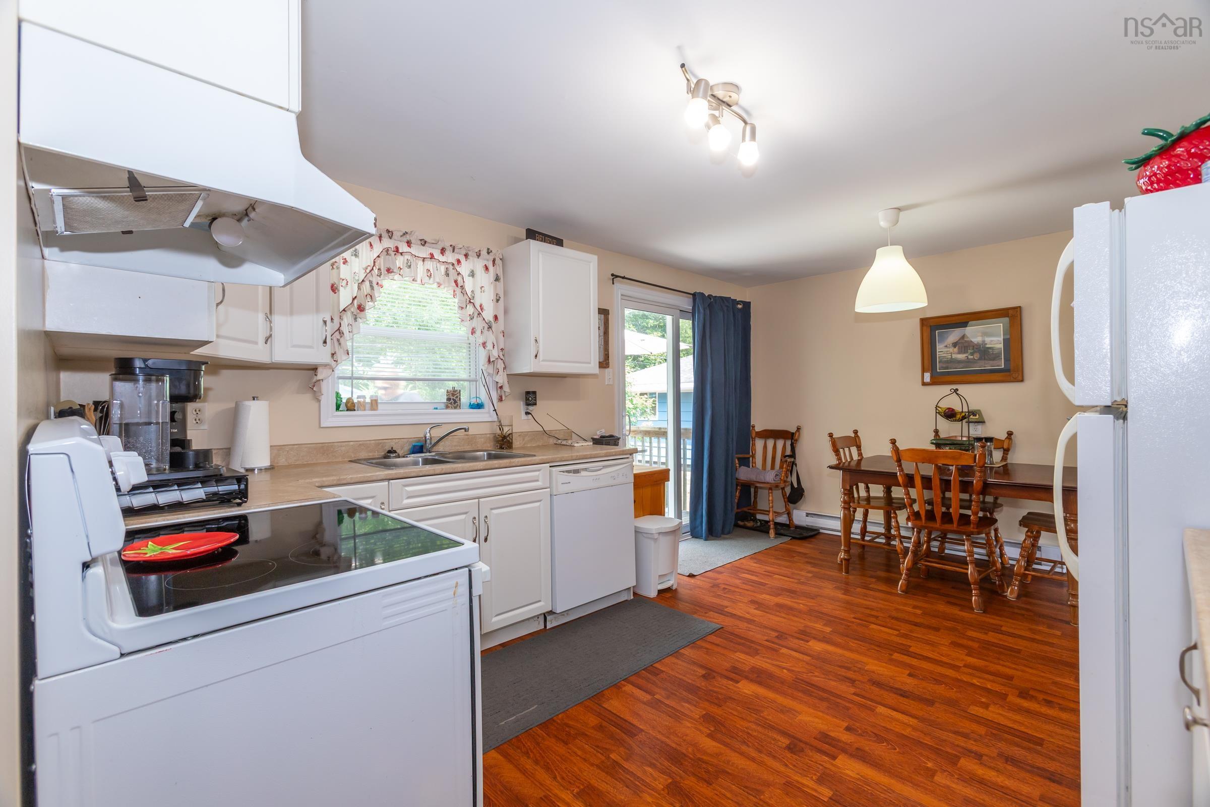 $329,900.00: 1 Pinecrest Drive, Middleton