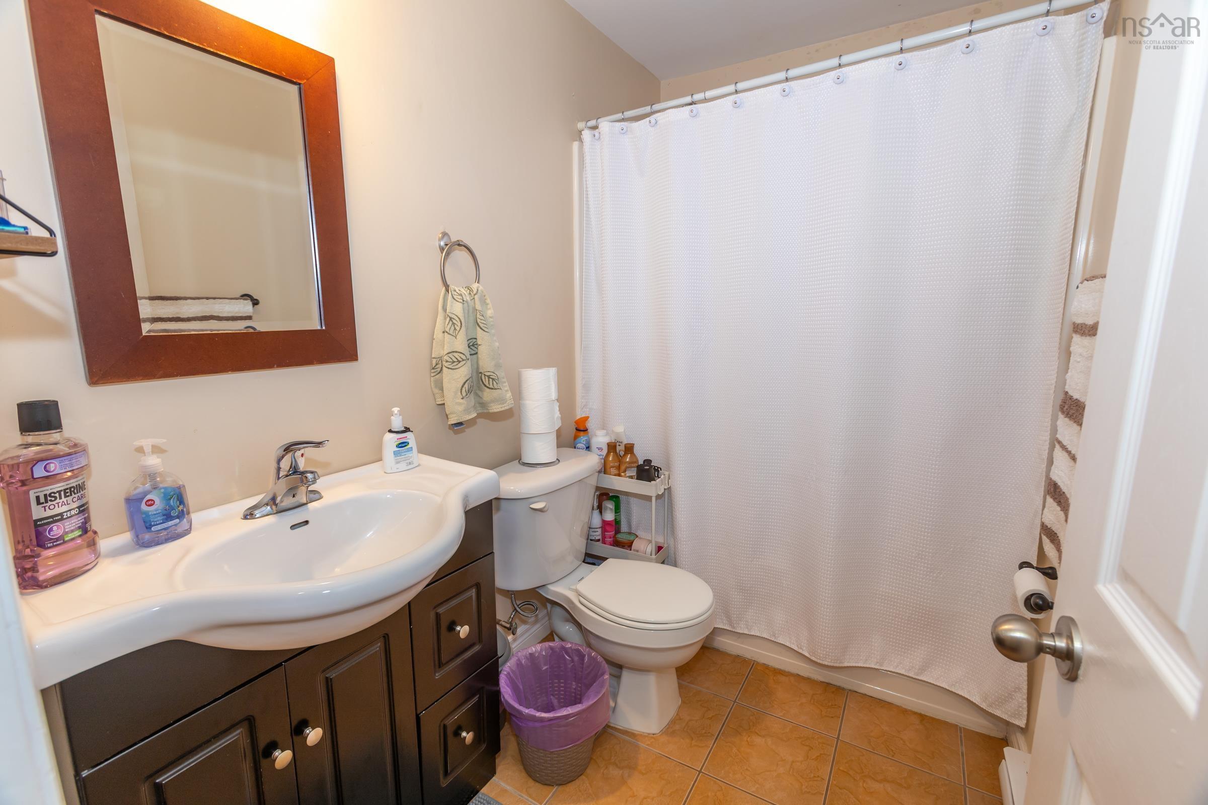 $329,900.00: 1 Pinecrest Drive, Middleton