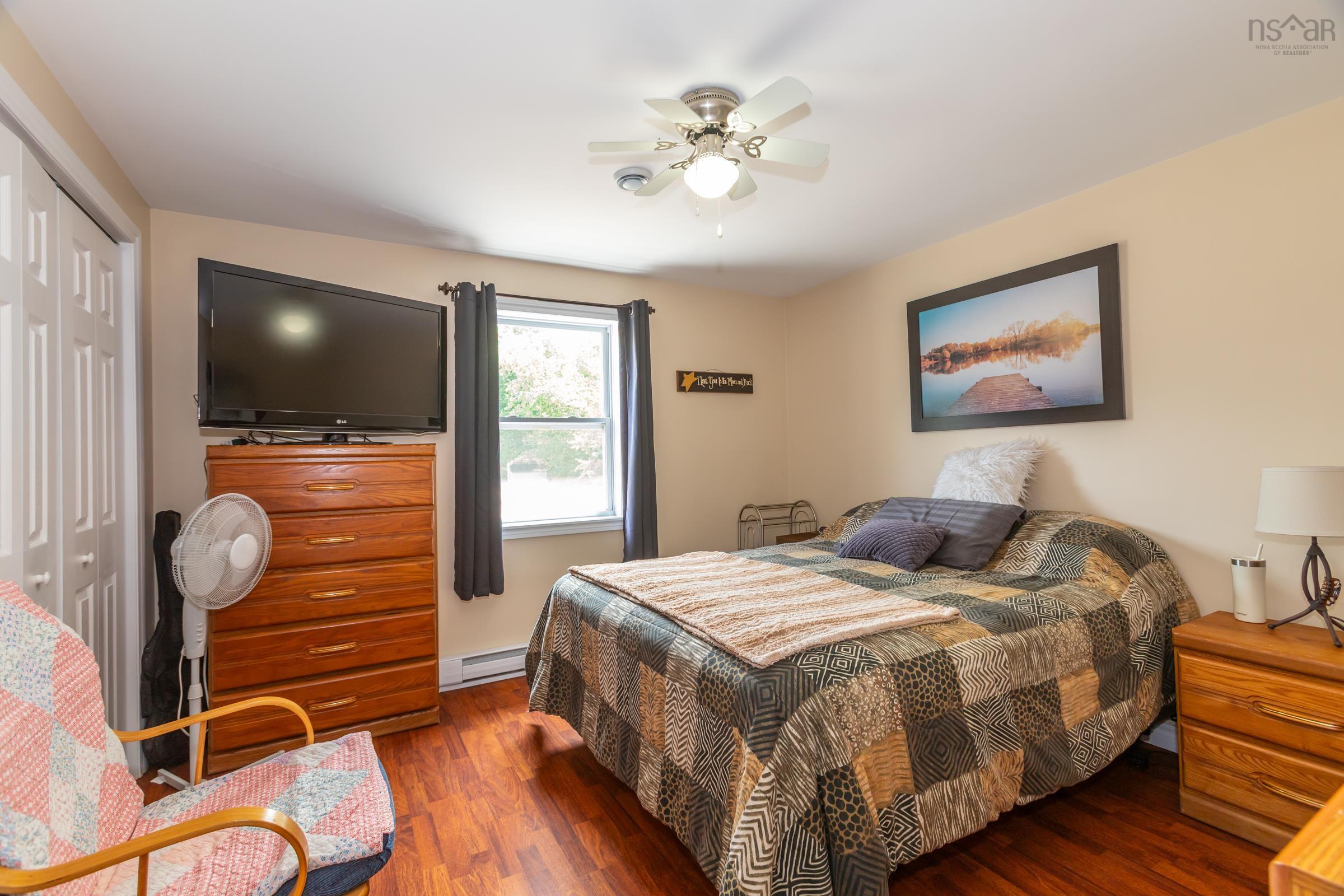 $329,900.00: 1 Pinecrest Drive, Middleton