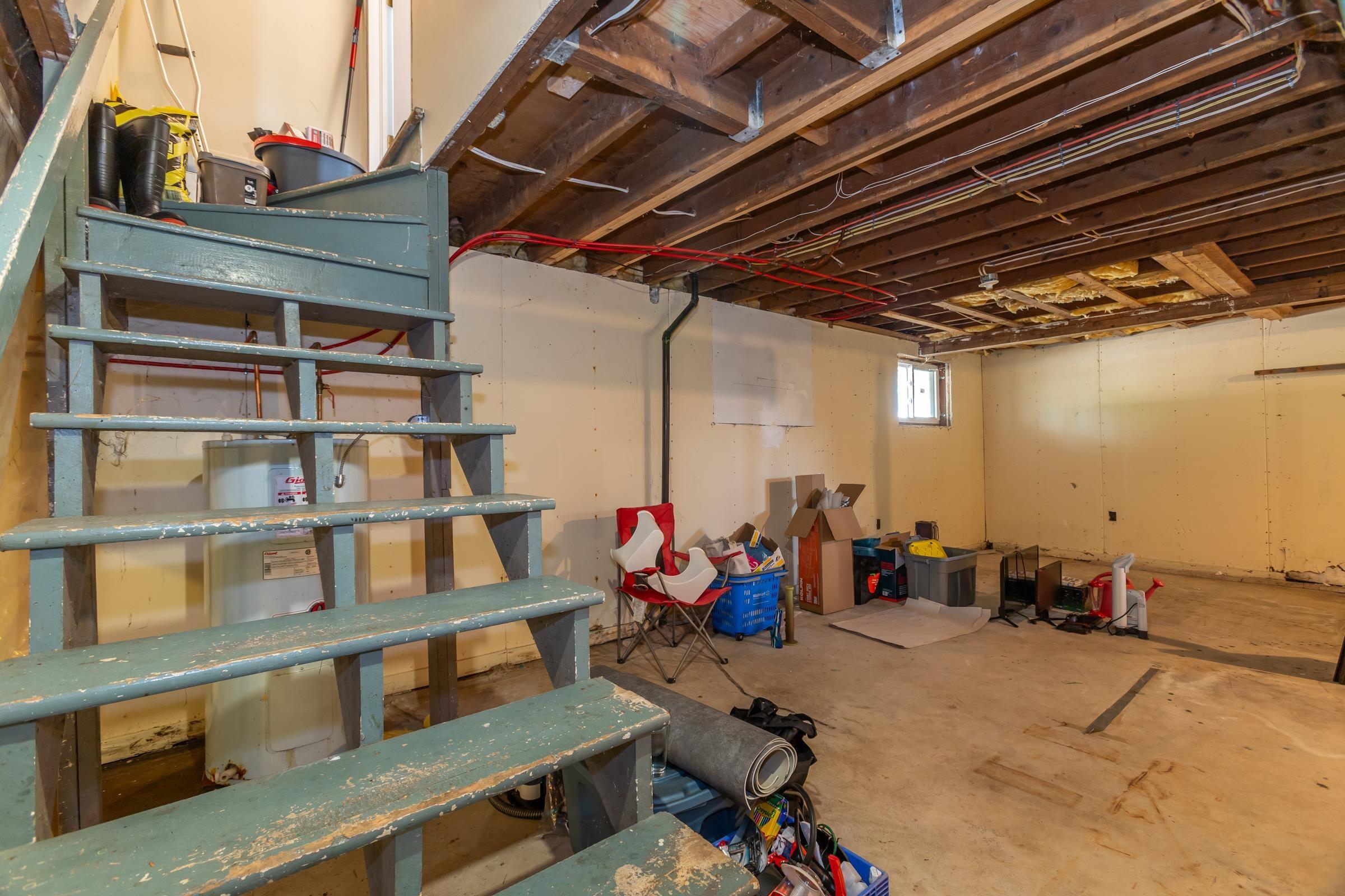 $329,900.00: 1 Pinecrest Drive, Middleton