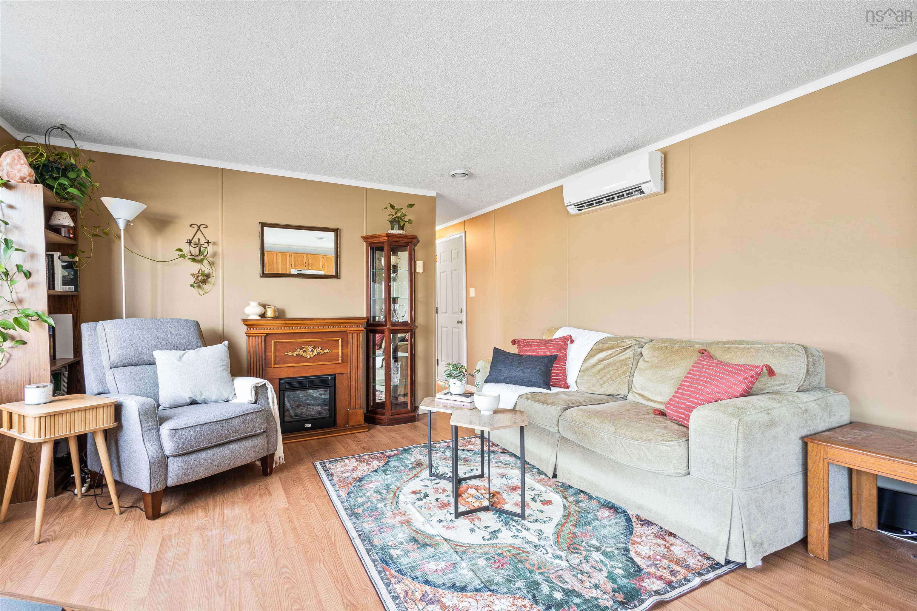 $259,000.00: 10 Apple Street, Dartmouth