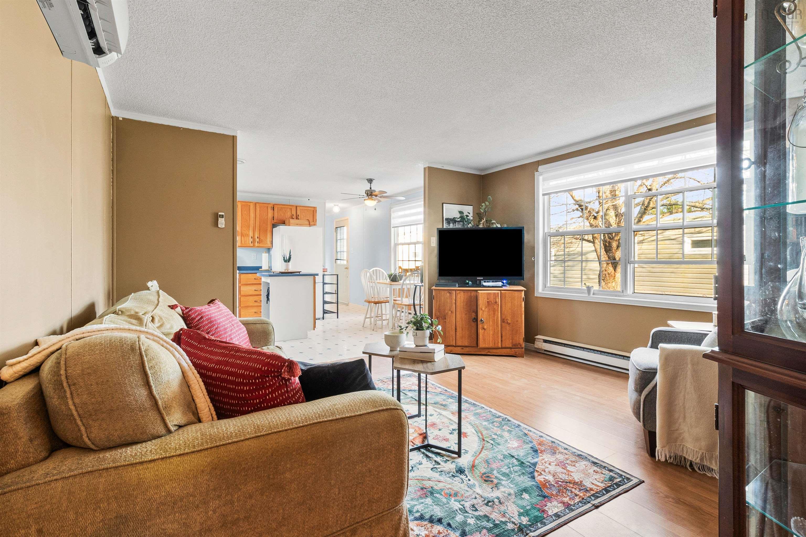 $259,000.00: 10 Apple Street, Dartmouth