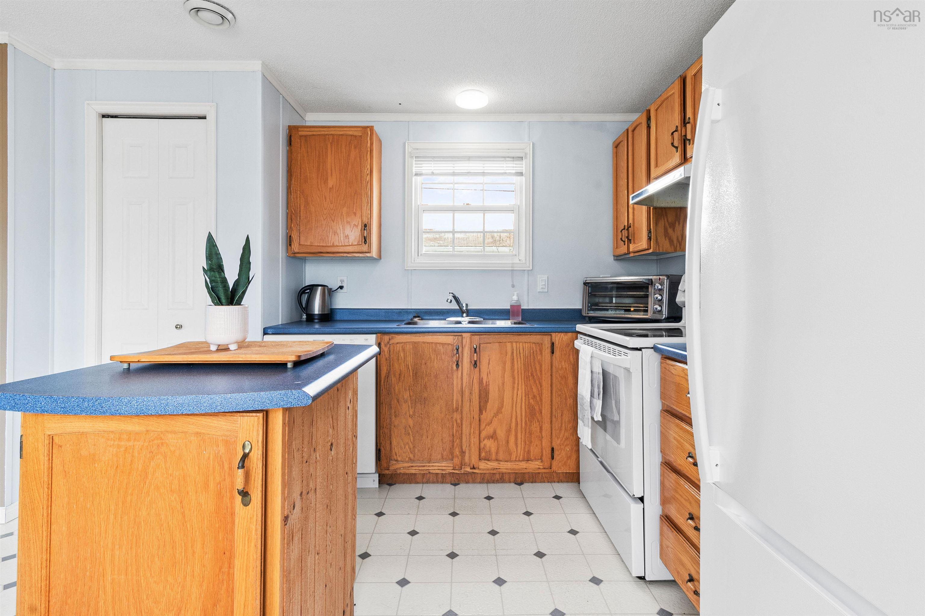 $259,000.00: 10 Apple Street, Dartmouth