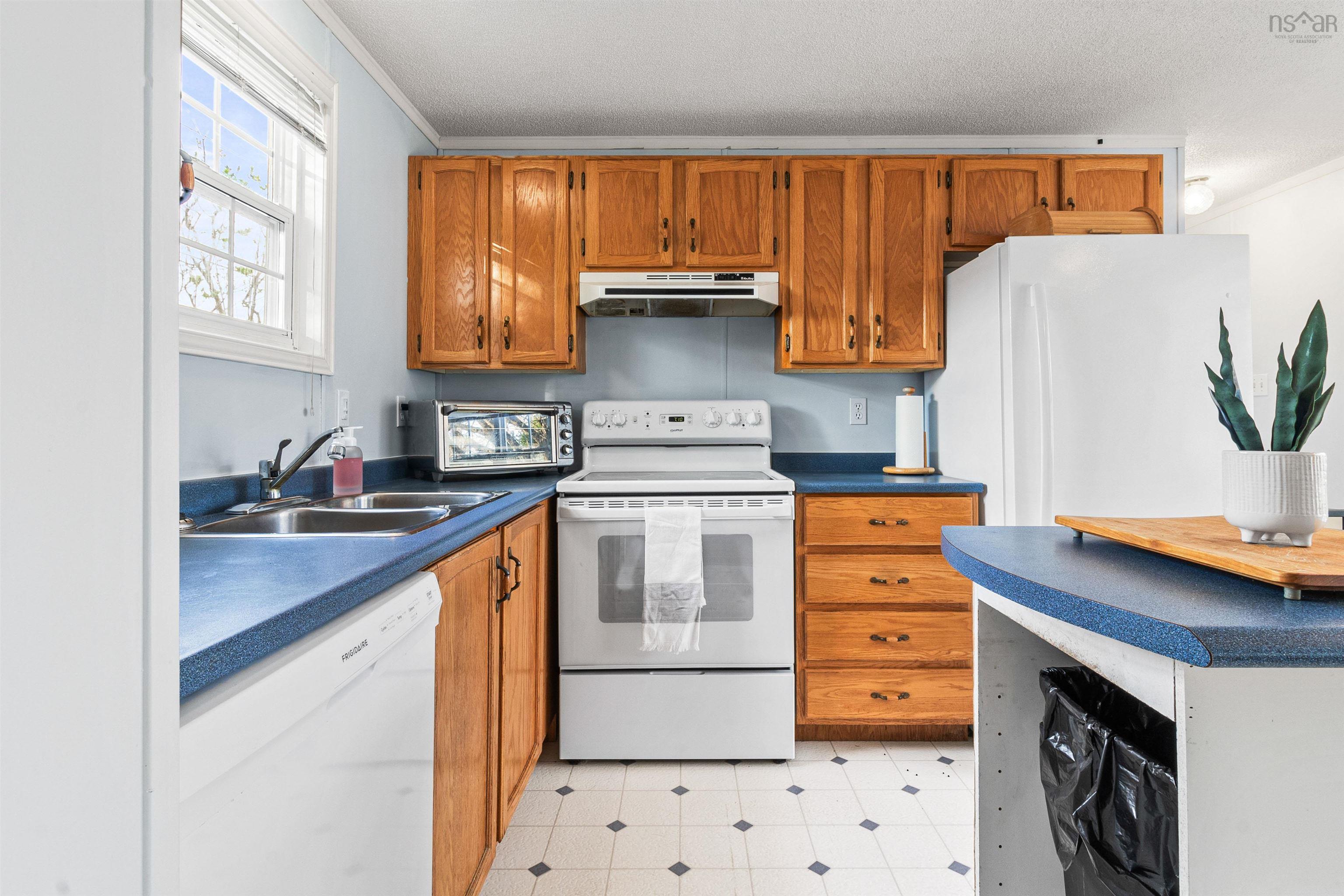 $259,000.00: 10 Apple Street, Dartmouth