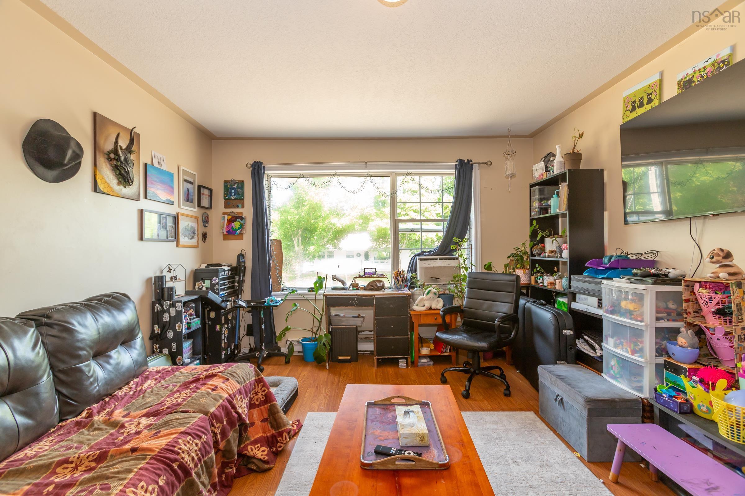 $411,900.00: 19 Taylor Drive, Middleton