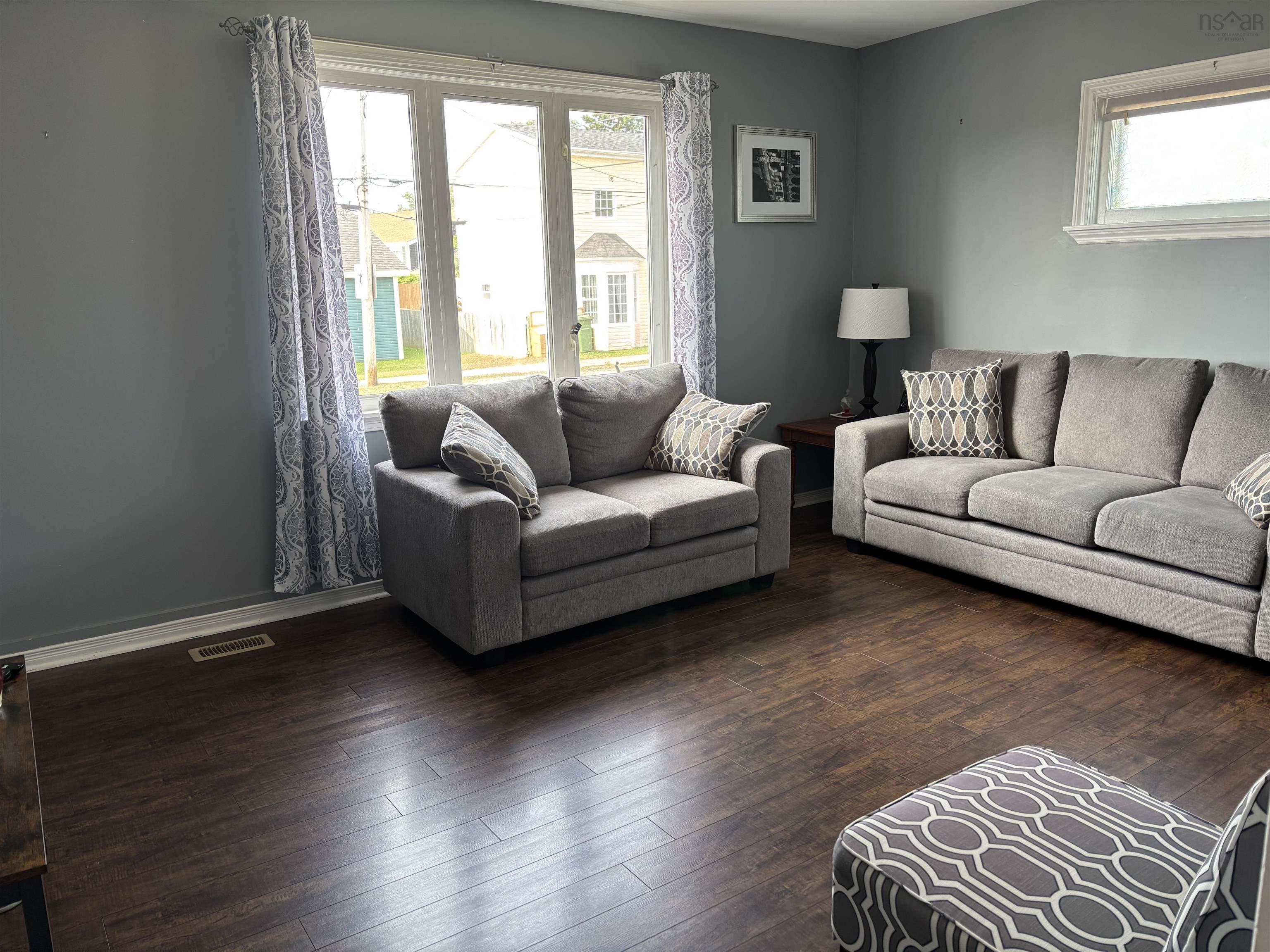 $139,900.00: 13 Forman Street, North Sydney