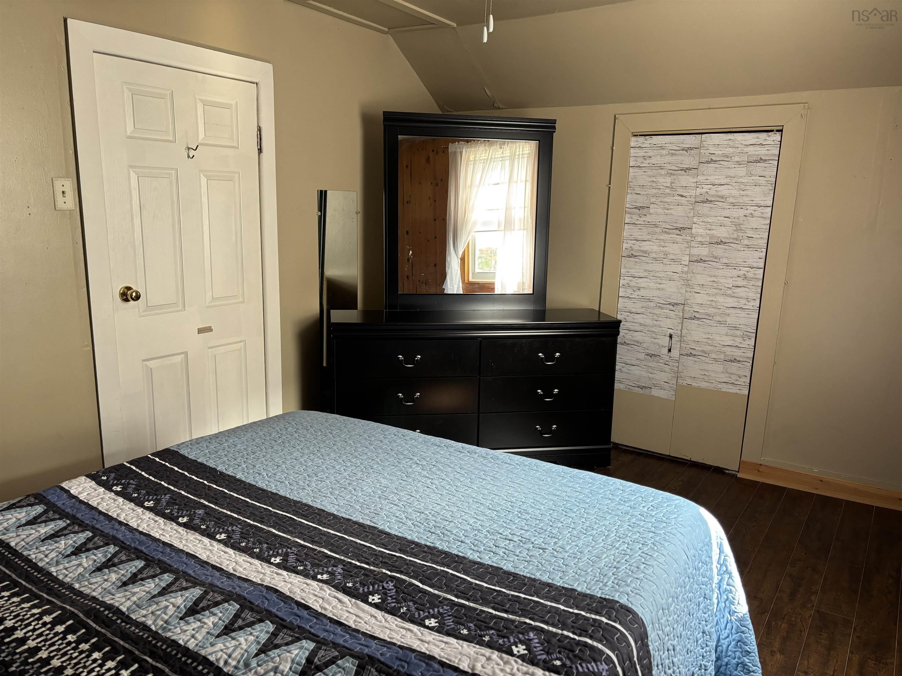 $139,900.00: 13 Forman Street, North Sydney