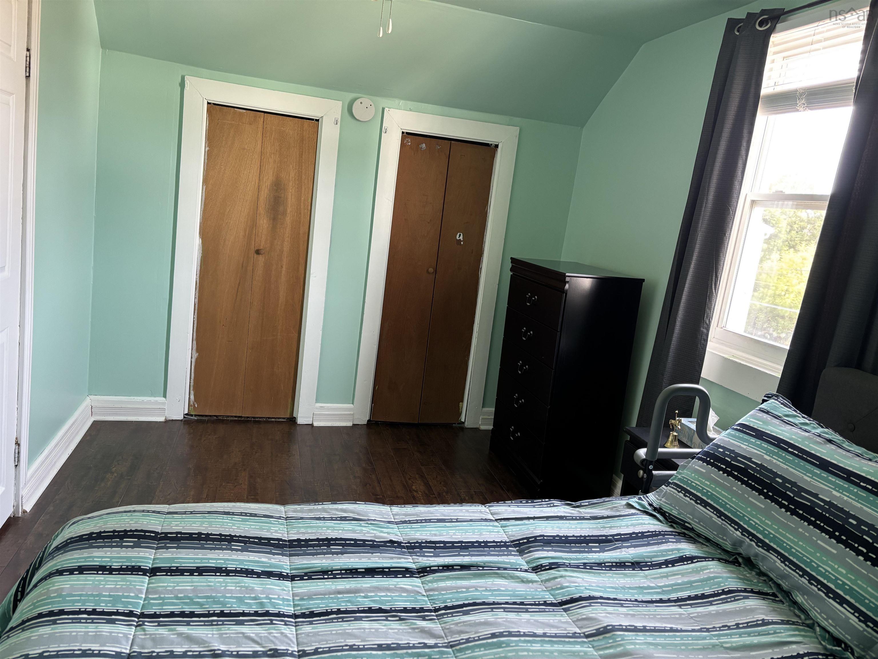 $139,900.00: 13 Forman Street, North Sydney