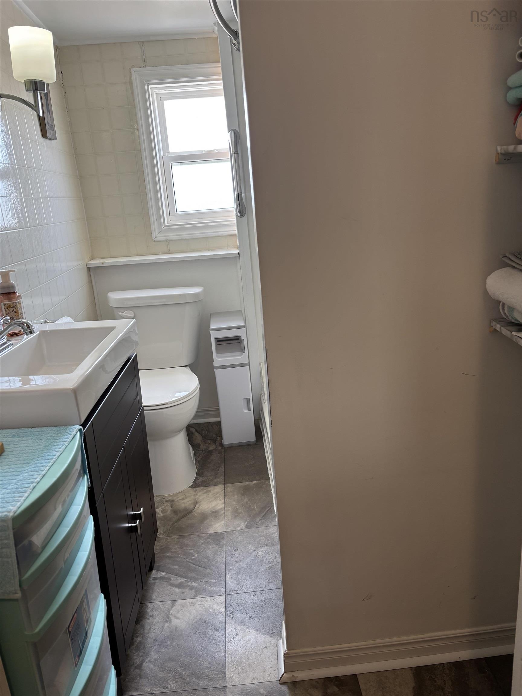 $139,900.00: 13 Forman Street, North Sydney