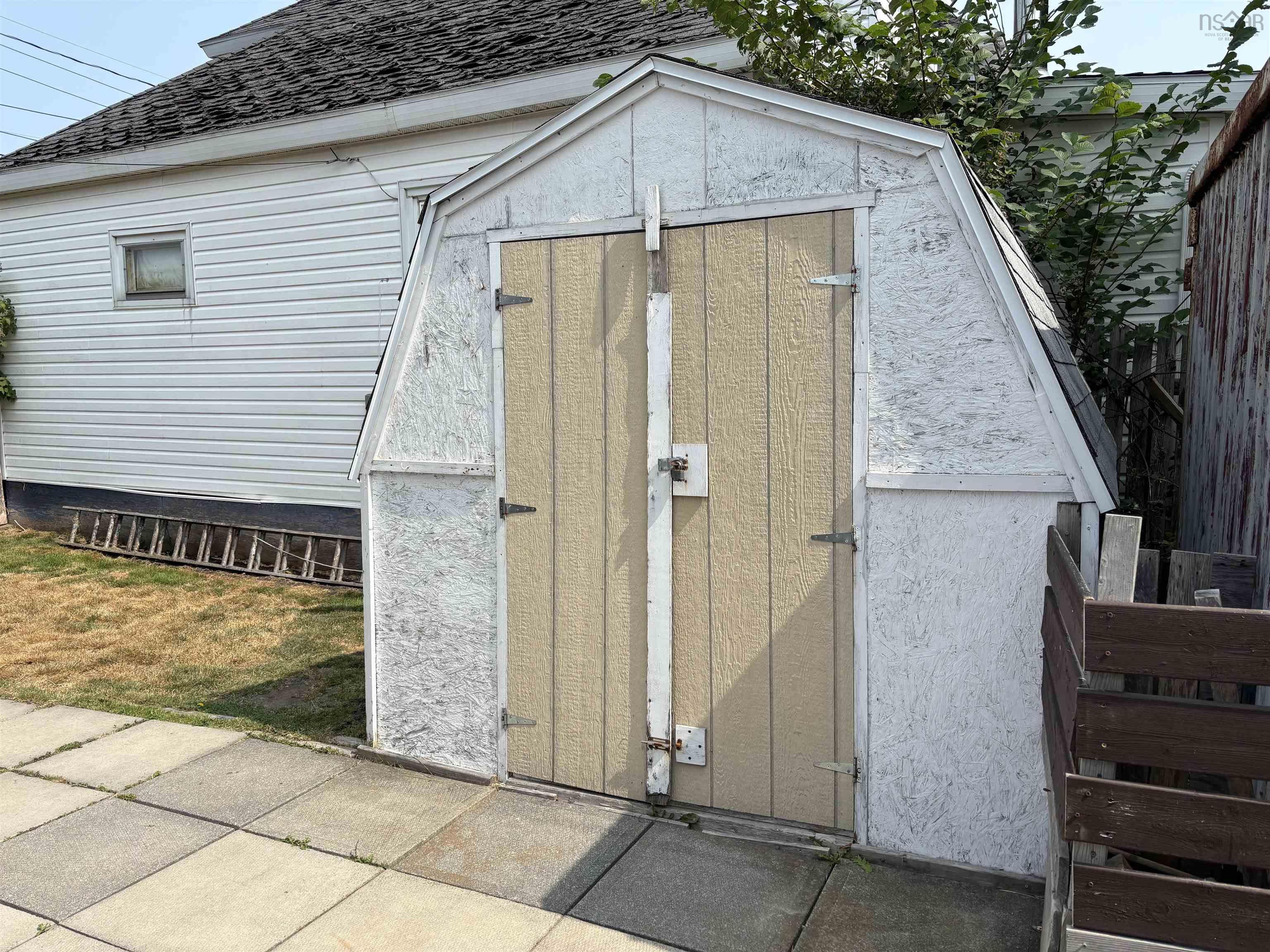 $139,900.00: 13 Forman Street, North Sydney