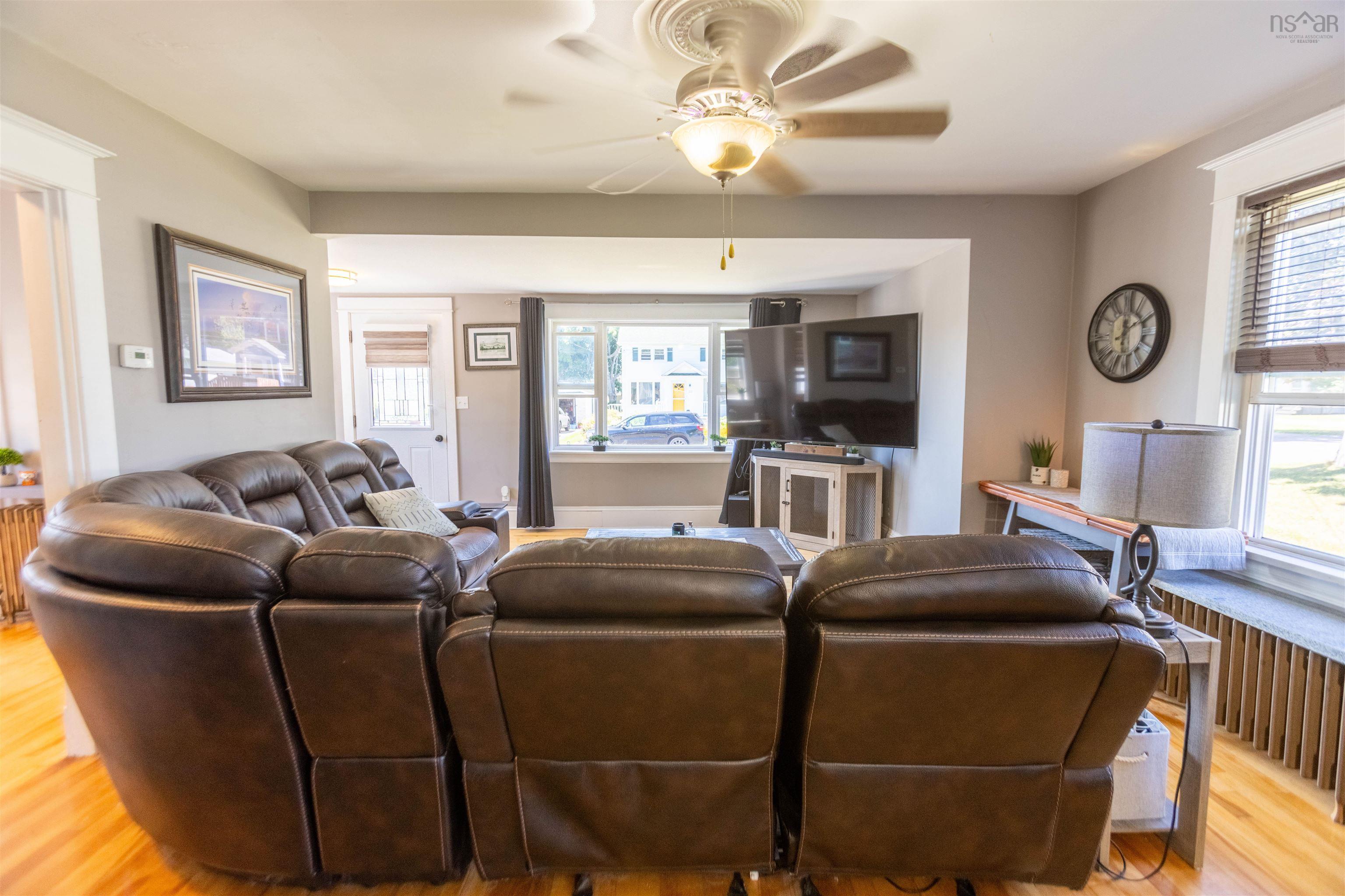 $289,900.00: 32 Allison Avenue, Amherst