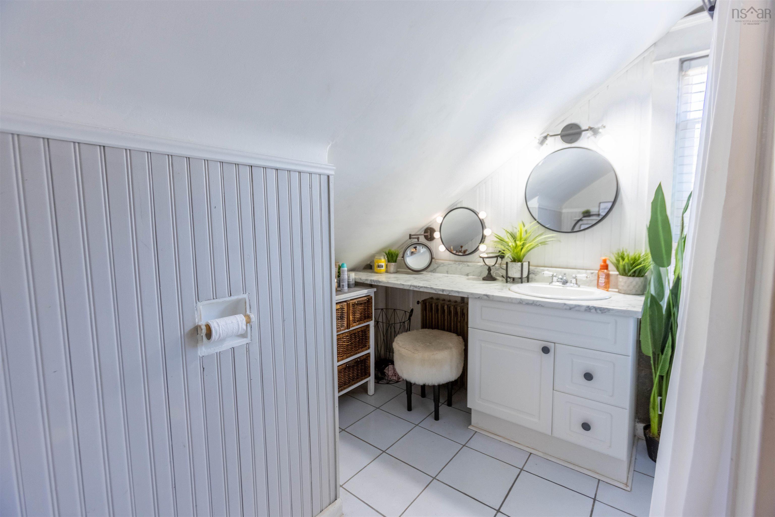 $289,900.00: 32 Allison Avenue, Amherst