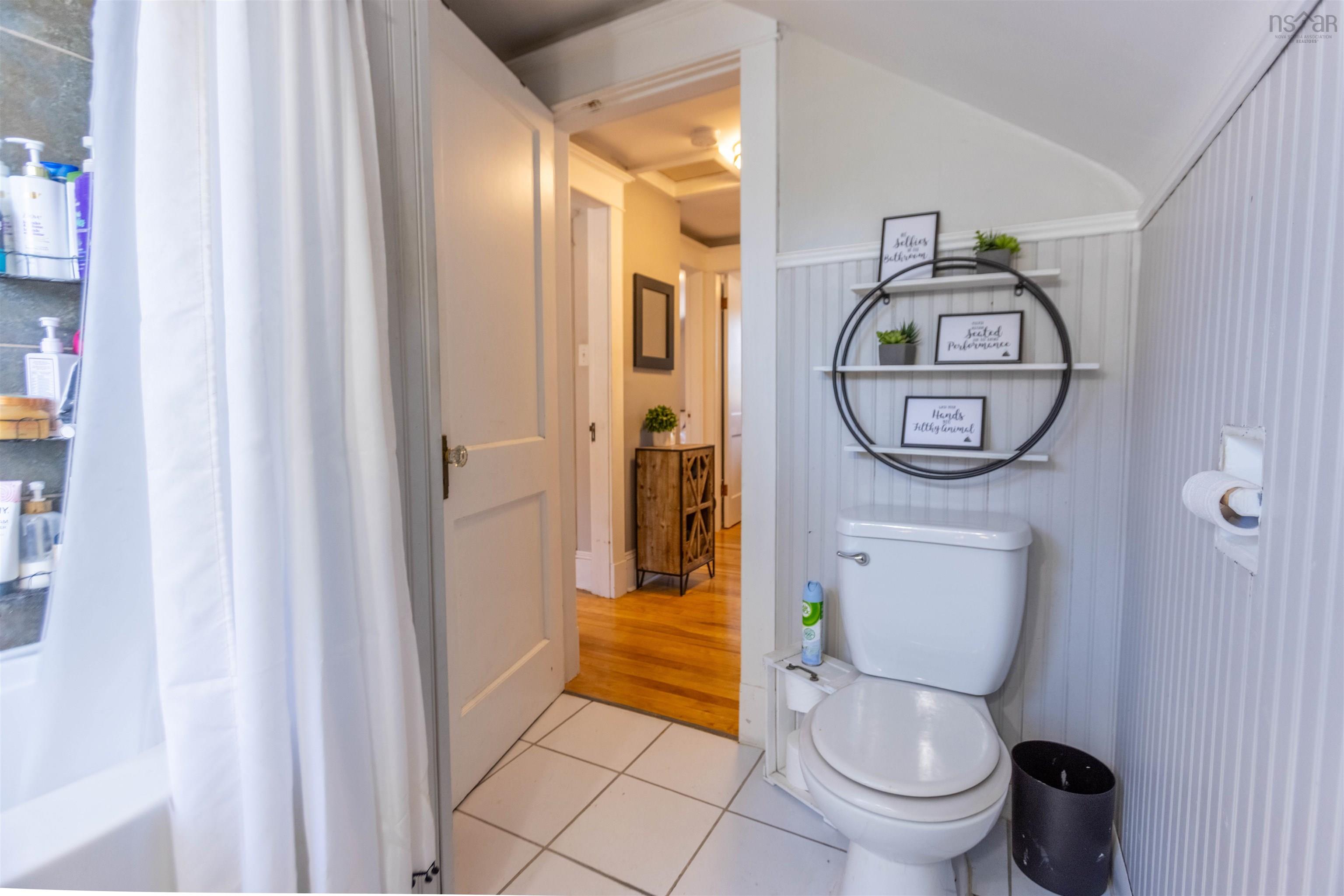 $289,900.00: 32 Allison Avenue, Amherst