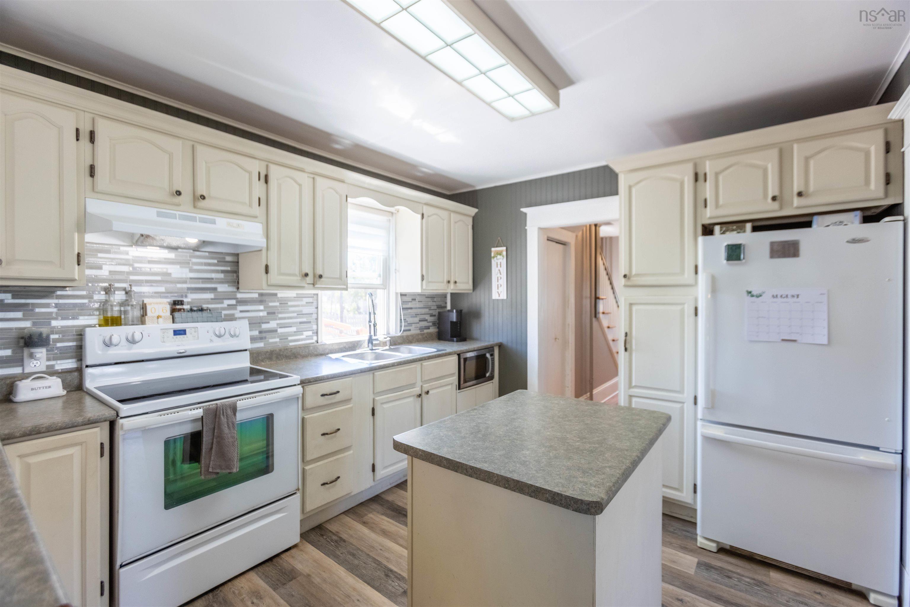 $289,900.00: 32 Allison Avenue, Amherst