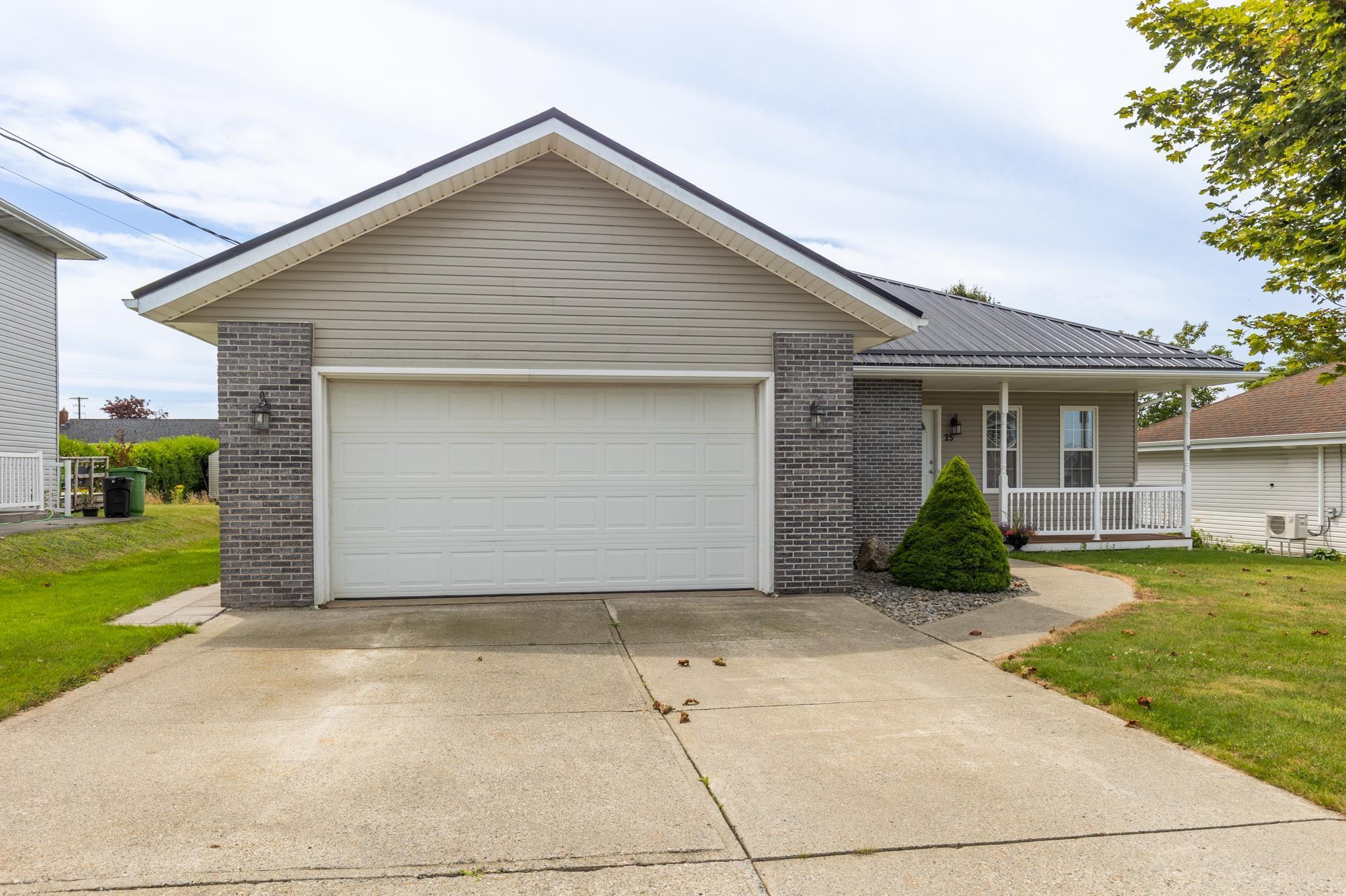 $435,000.00: 25 Breeze Drive, Yarmouth